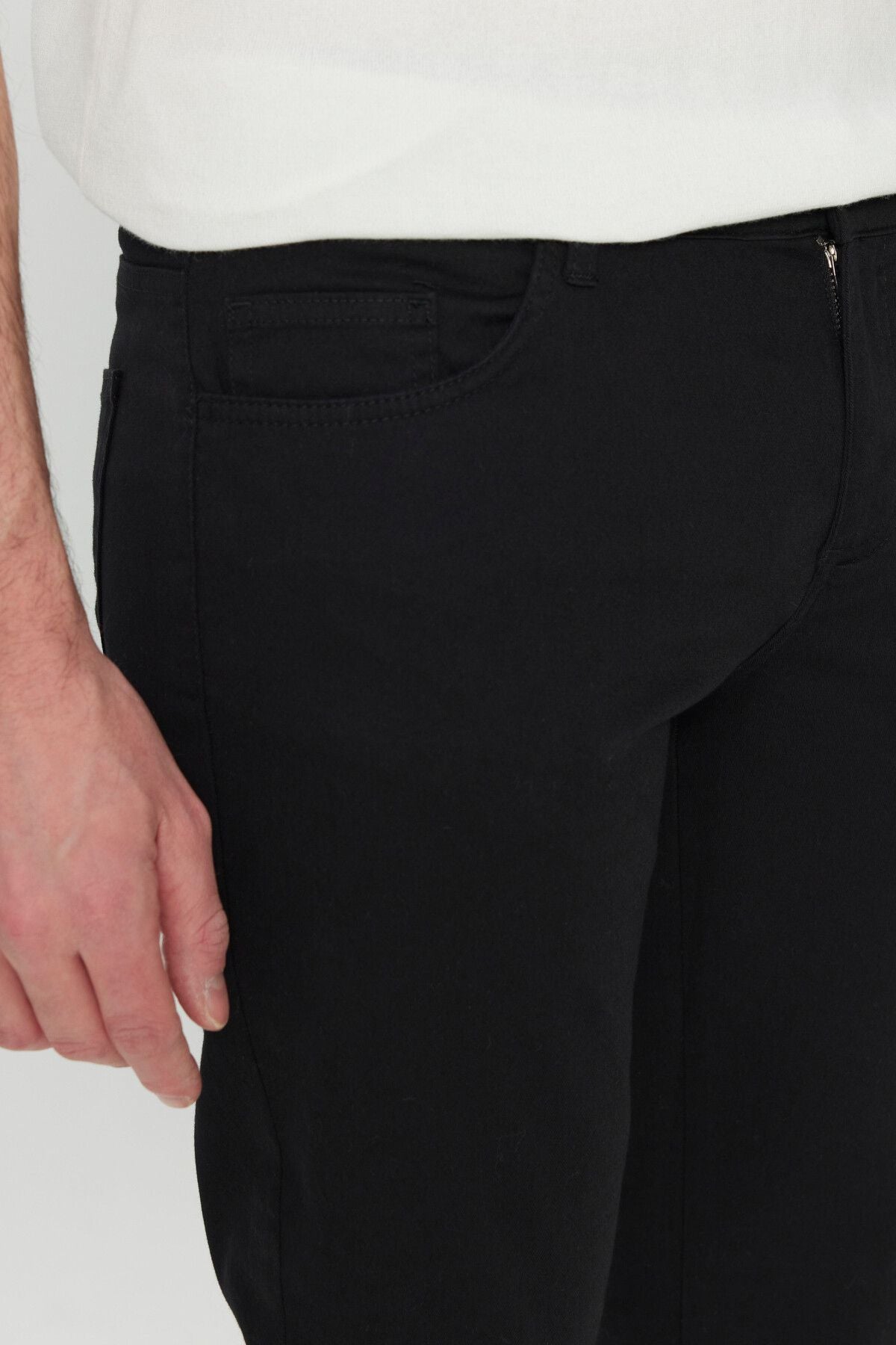 Men's black cotton slim fit narrow cut 5 pocket flexible casual pants