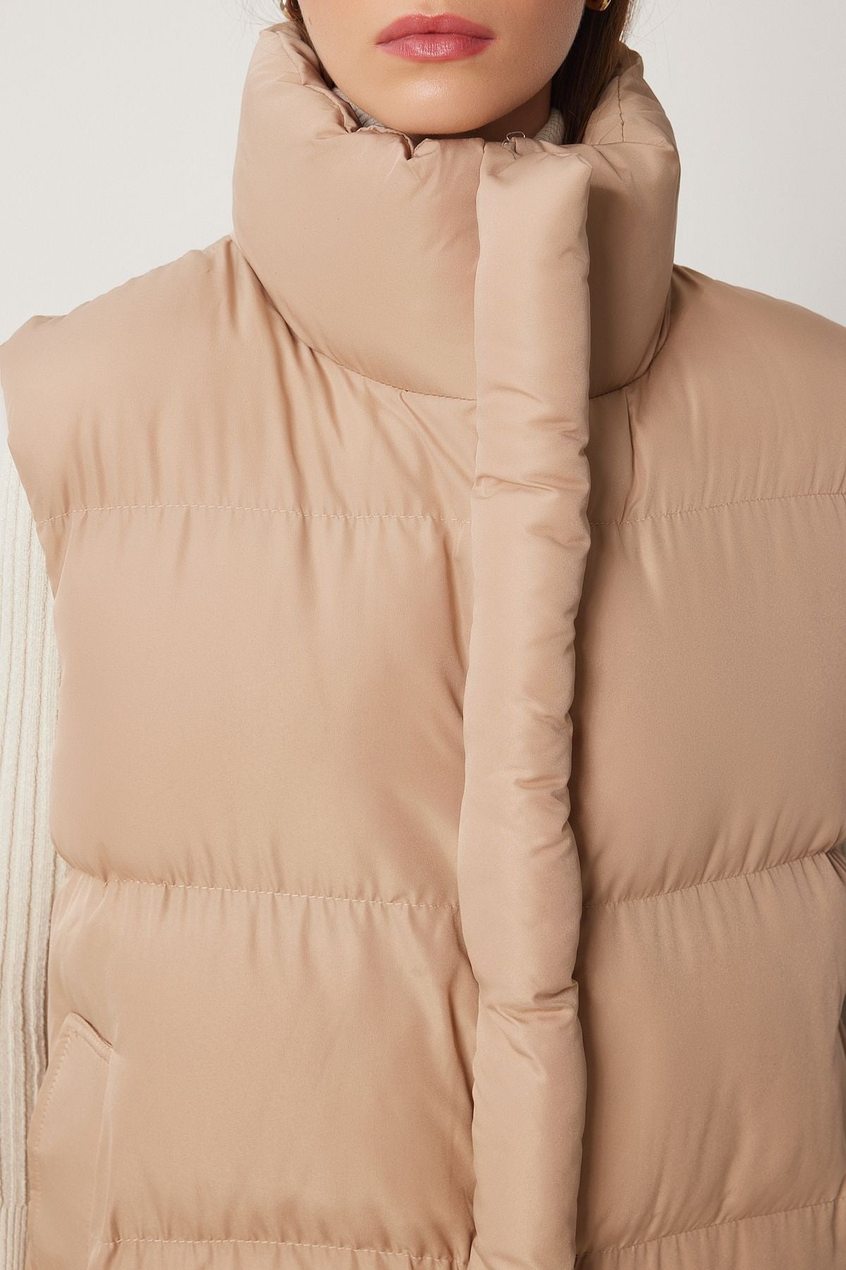 Female Biscuit Oversize Pocket Swelling Vest RV00010