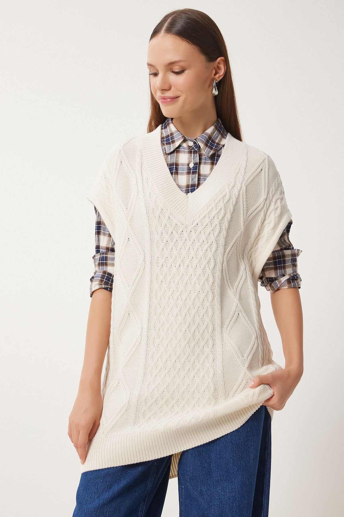 Women's Cream V -Neck Motif Long knitwear sweater NV00072