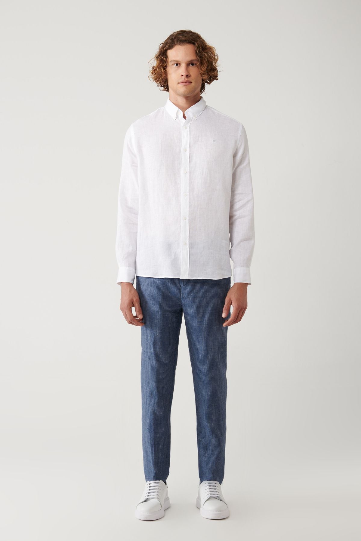 Men's white 100 %linen buttoned collar shirt B002191