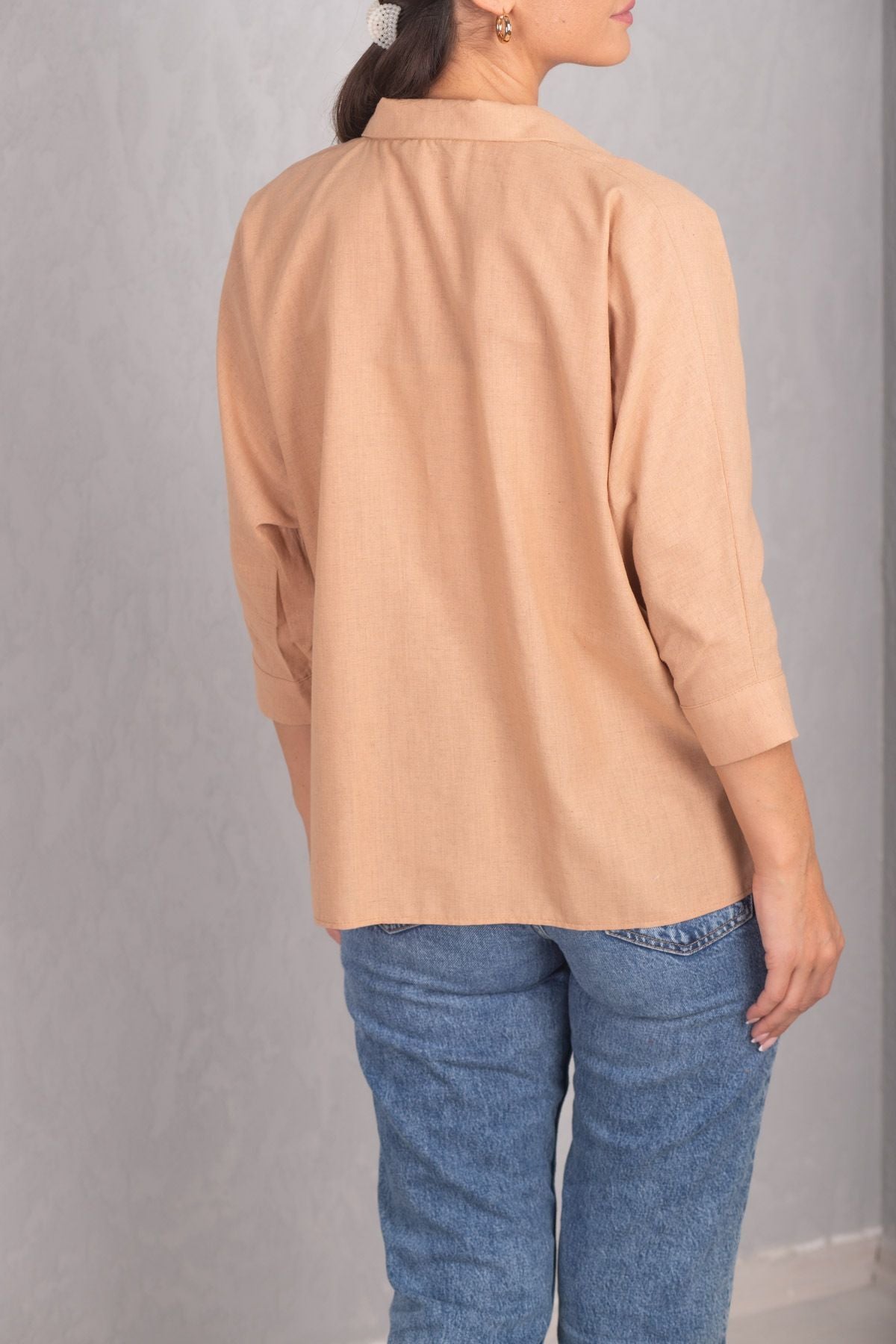 WOMEN'S LIGHT COFFEE POCKET SALAŞ Linen Shirt ARM-21Y001035