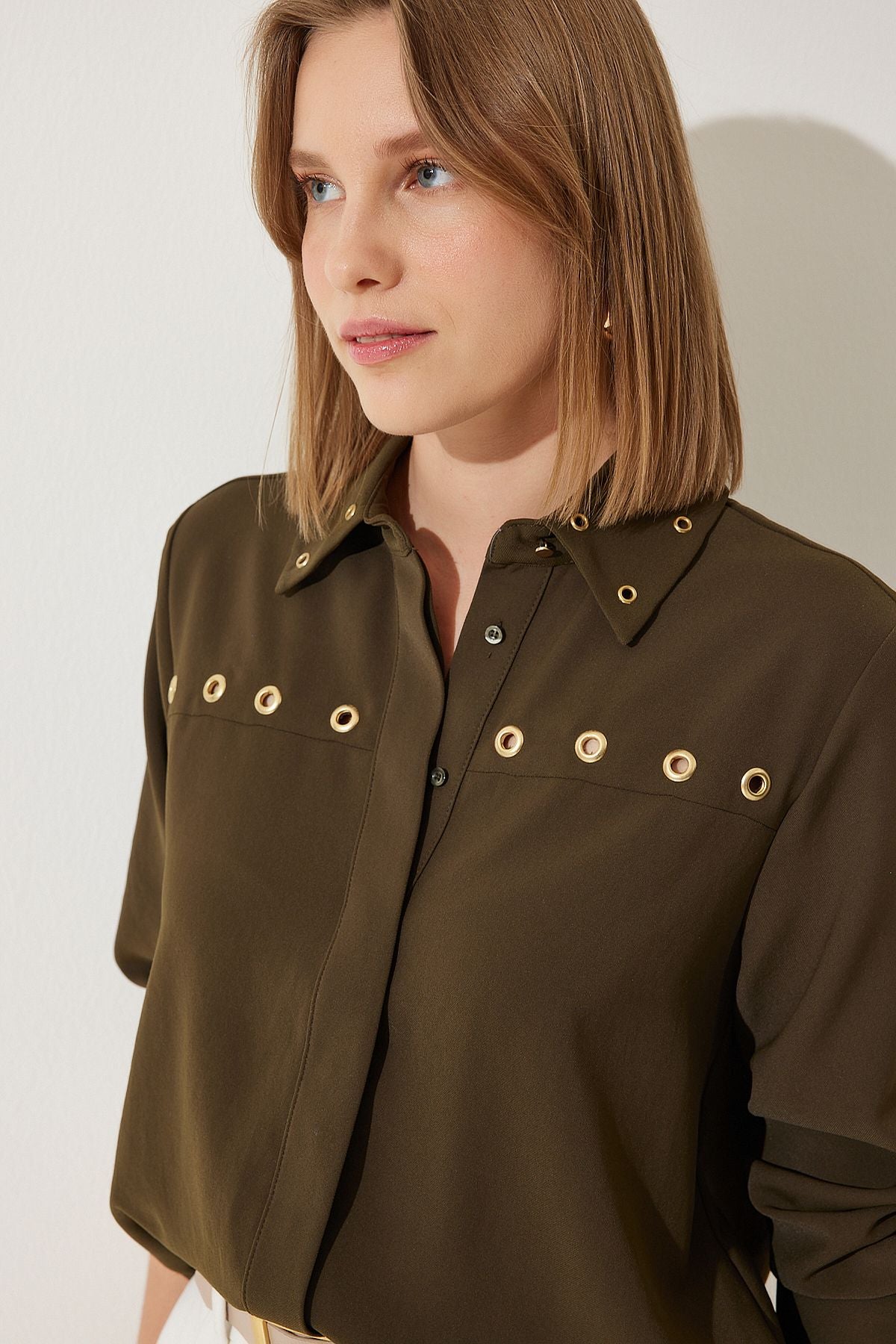 Woman Dark Khaki Bird Eye detailed weaving shirt HK00037