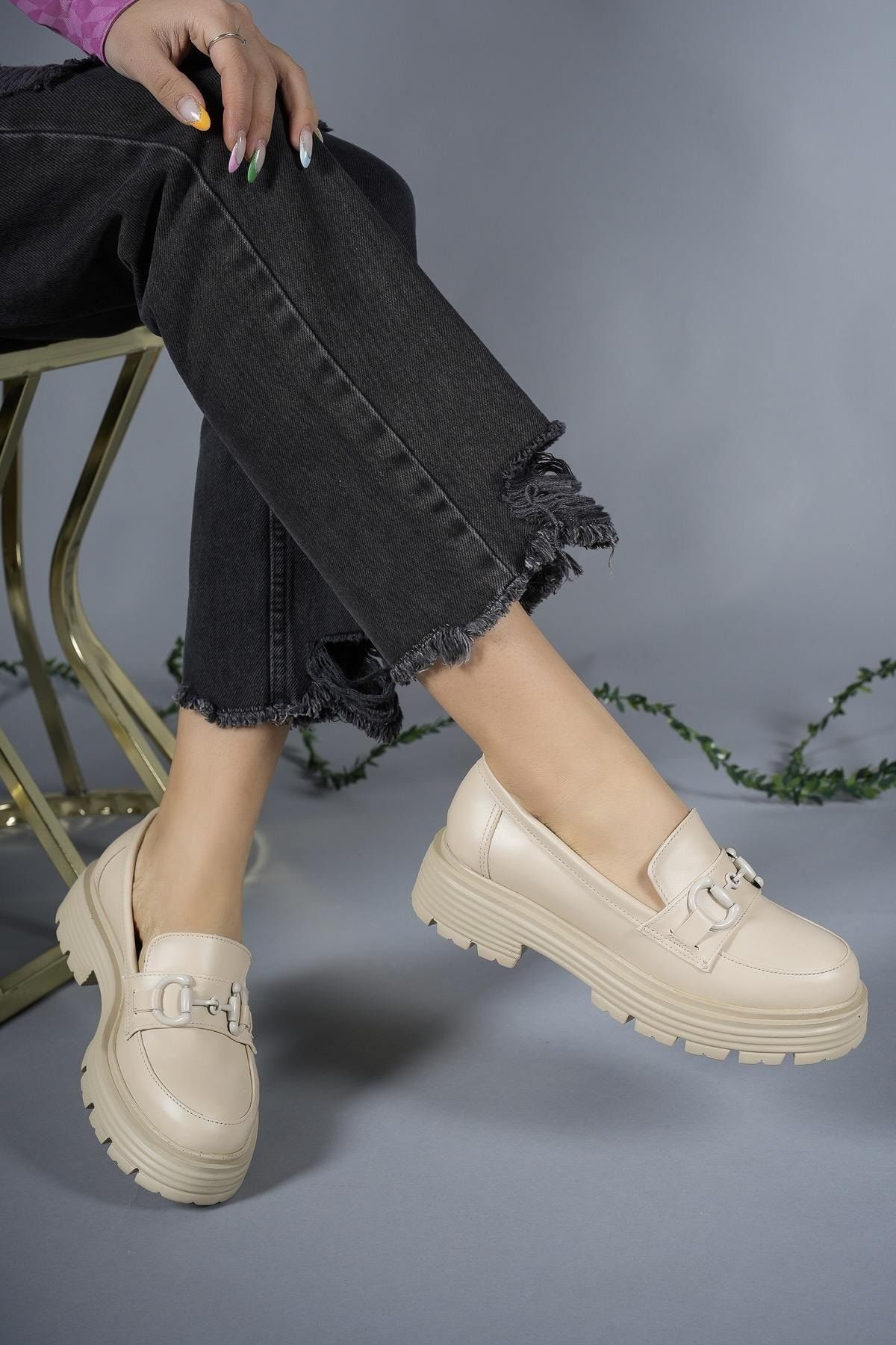 Woman Daily Loafer Shoes Skin From 0012910