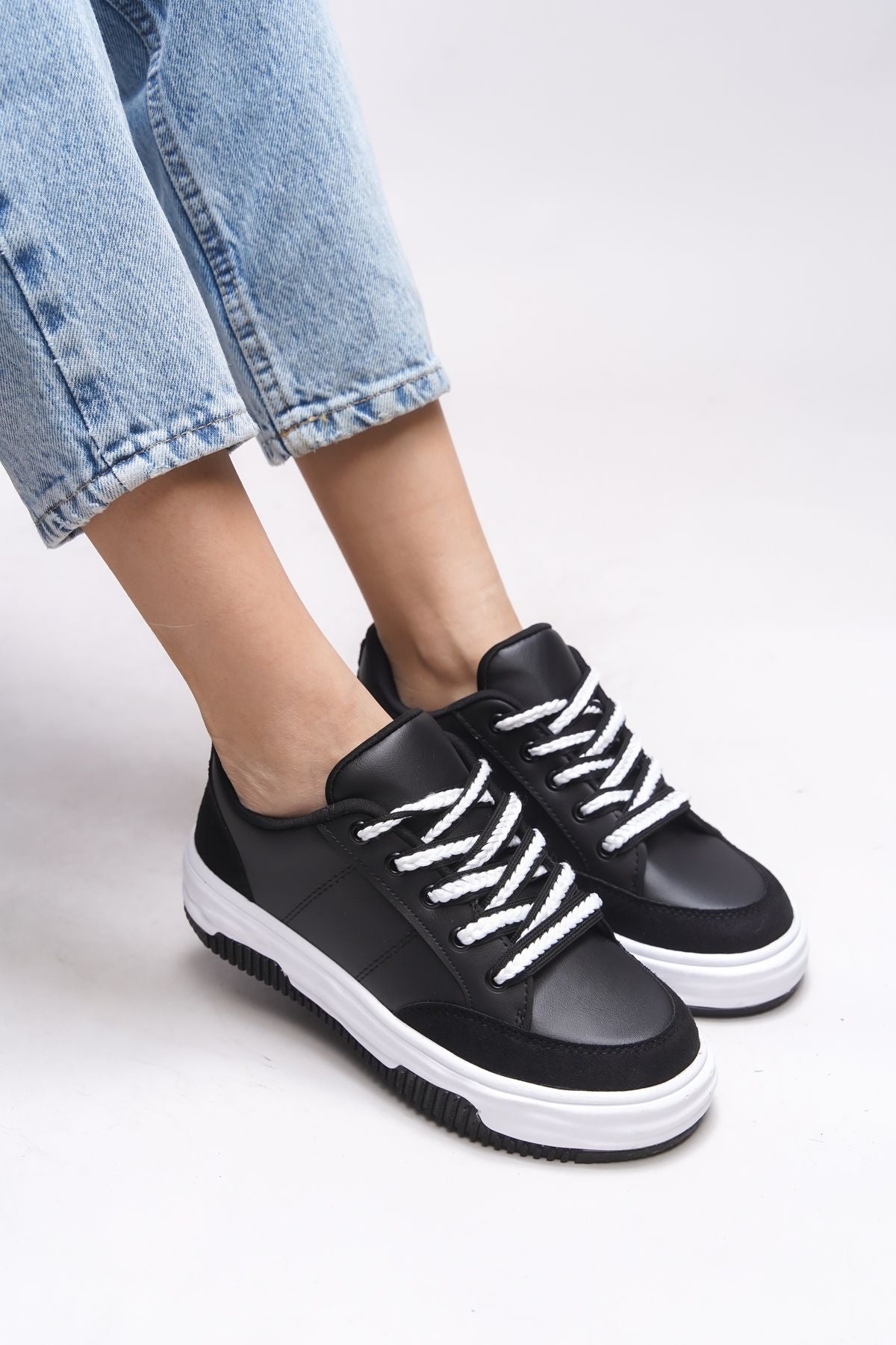 ROSESYNORA WOMEN SNAaker 0012282 Black White