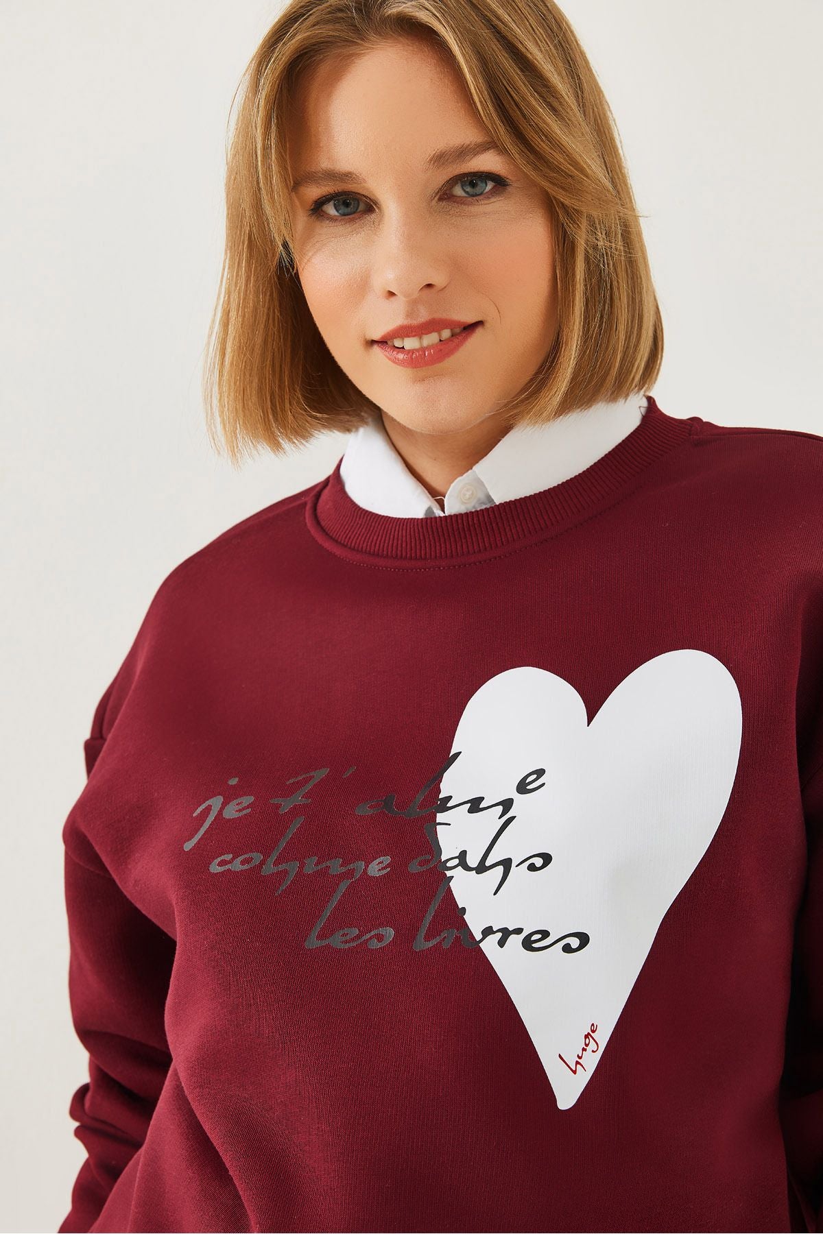 Women's Heart and Writing Printed Sweatshirt MBHS023 60601023