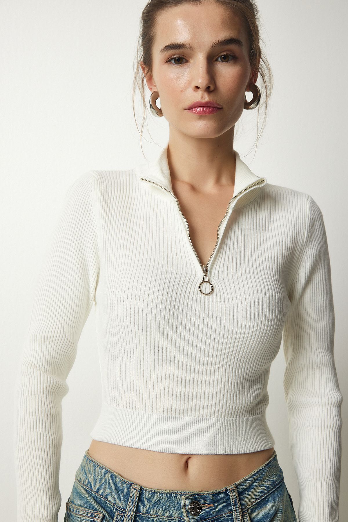 Female Ecru Zippered Crop Triko Sweater PF00027