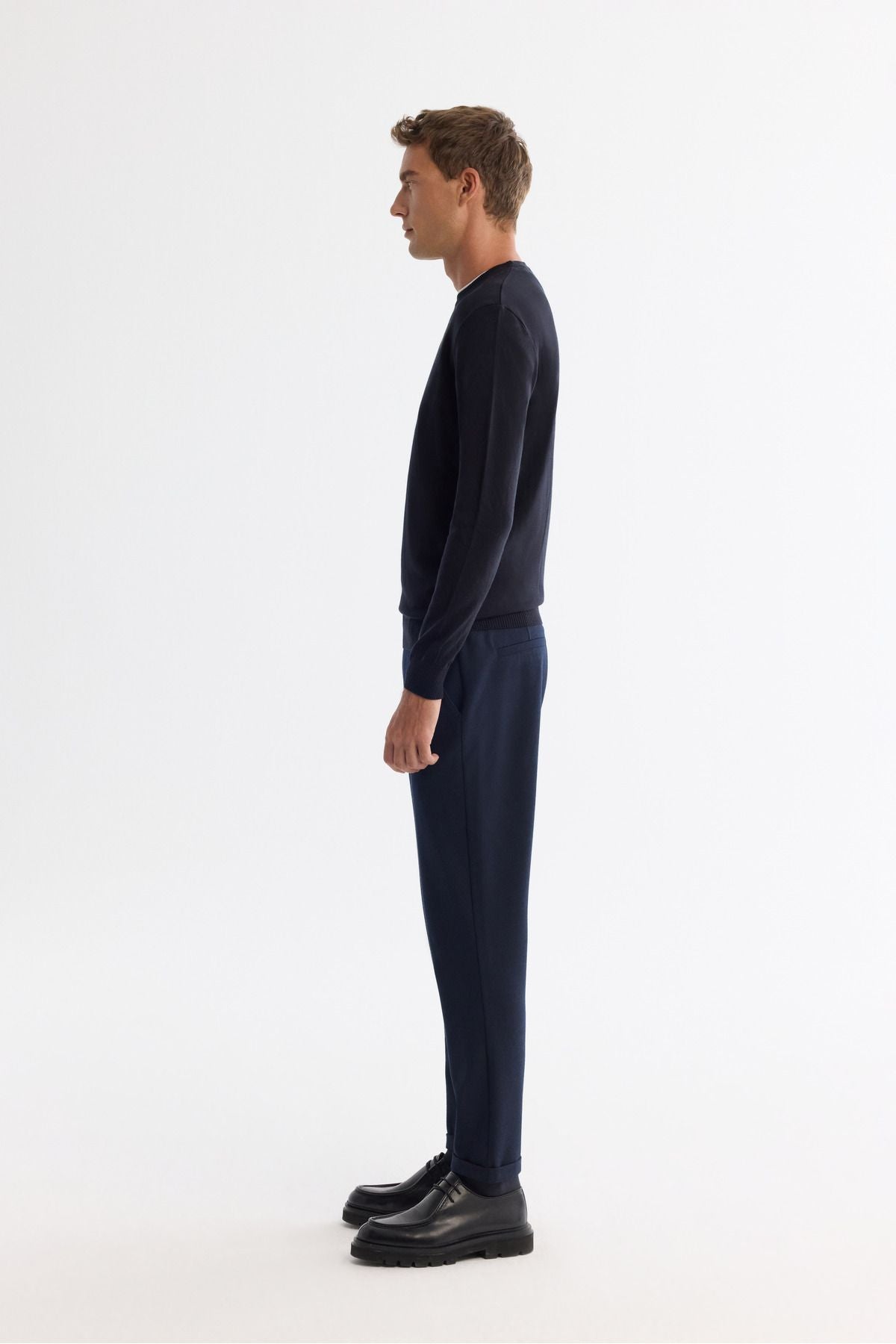 Men's navy blue bike collar -free knitwear sweater E005000