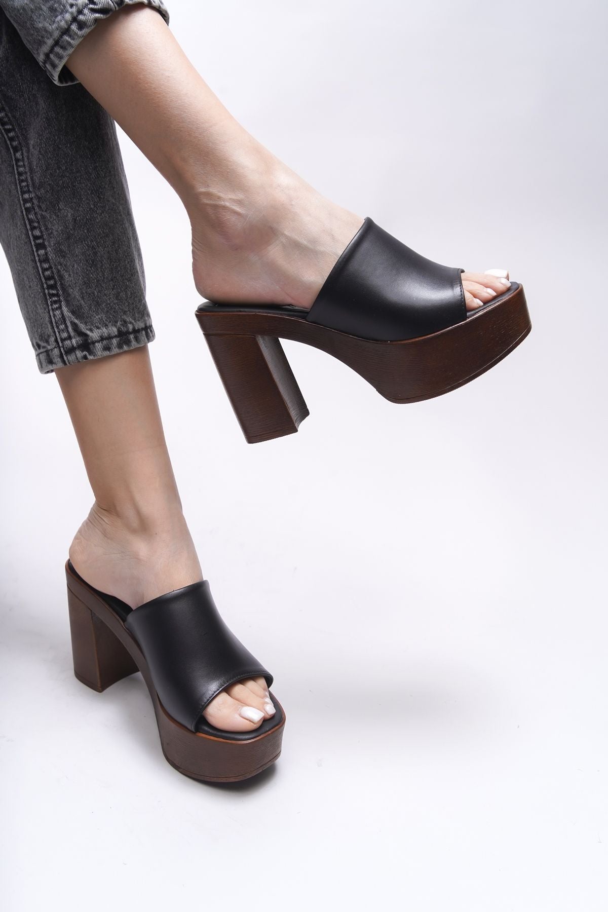 Jislantha Woman Heels Slippers 0012763 Black