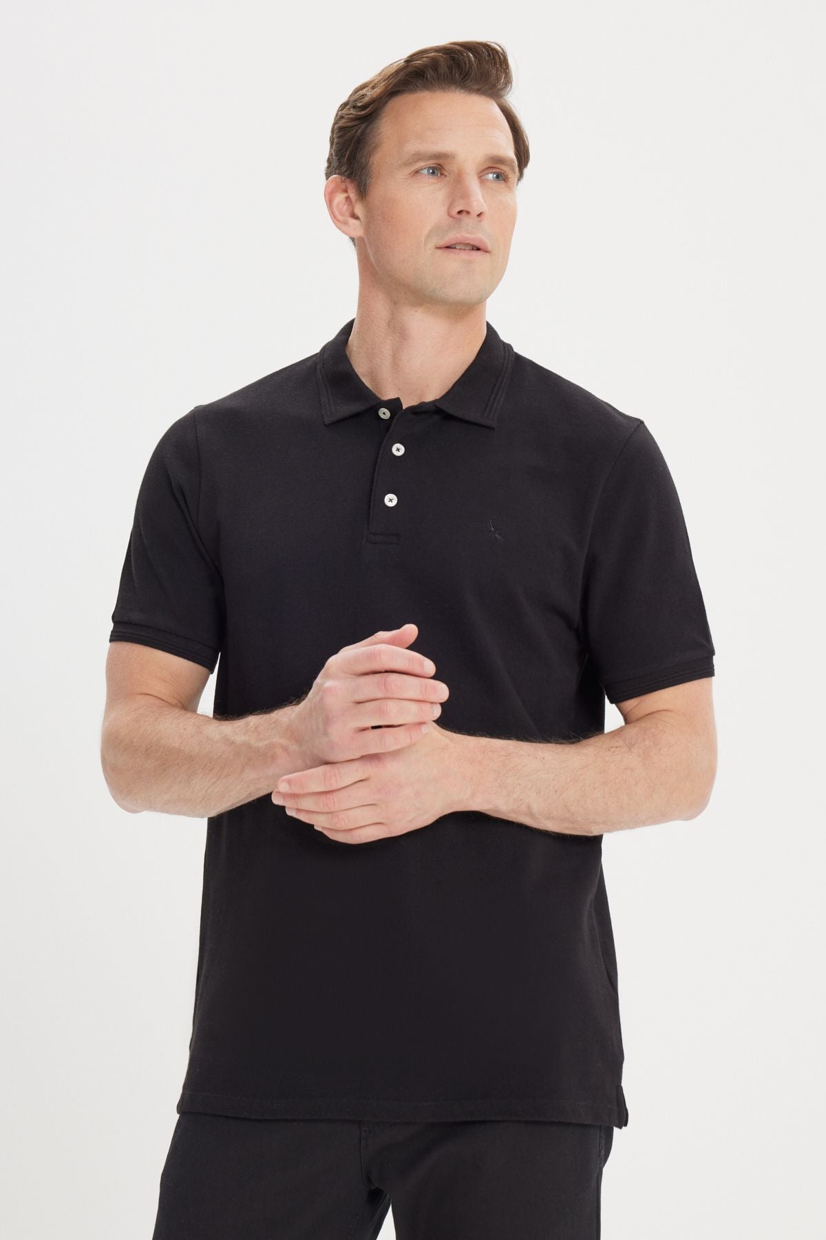 Men's black slim fit narrow cut polo collar 100 %cotton short sleeve t -shirt