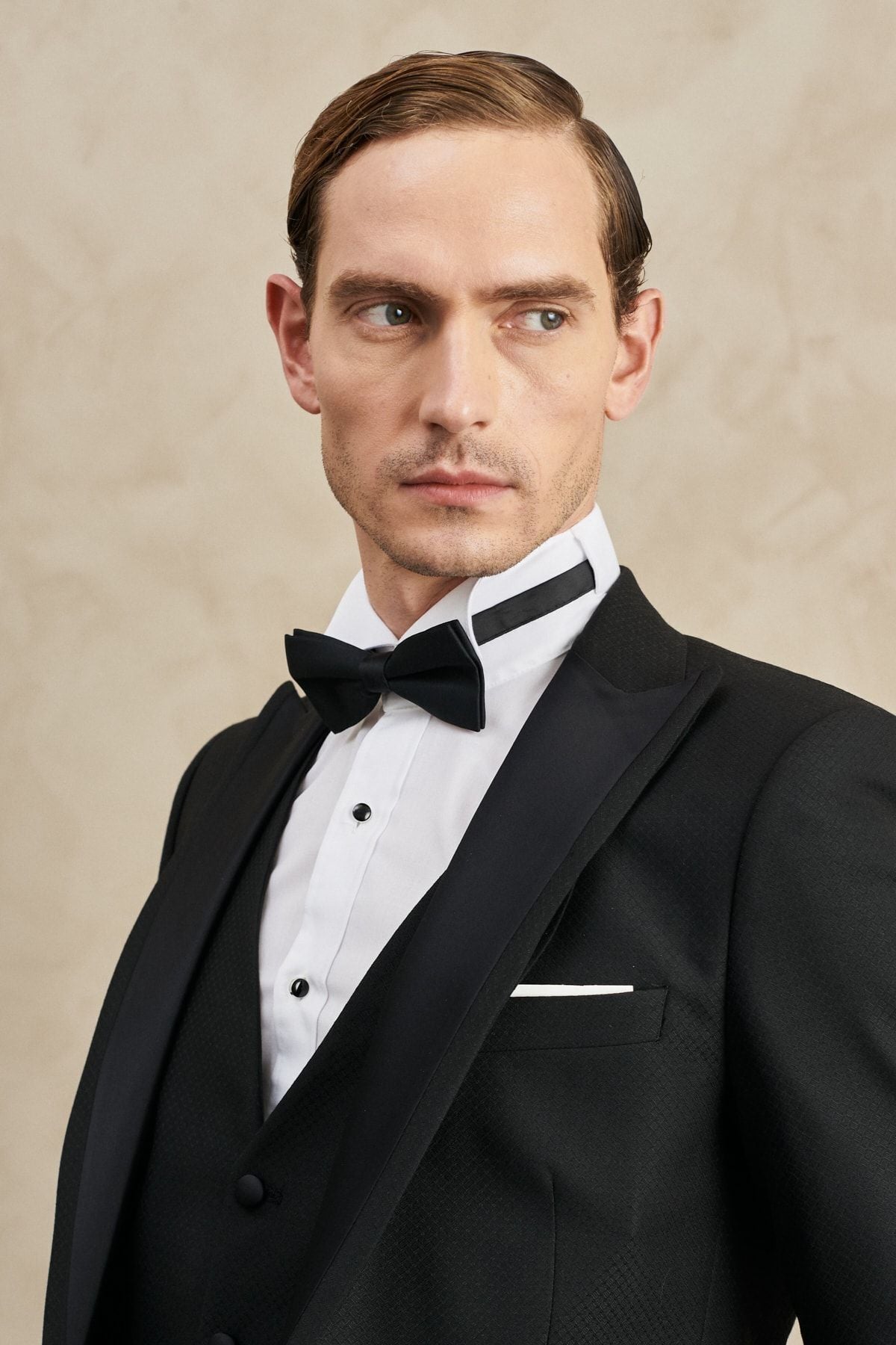 Men's Black Slim Fit Narrow Cut Swallow Collar Pattern Classic Tuxedo Set