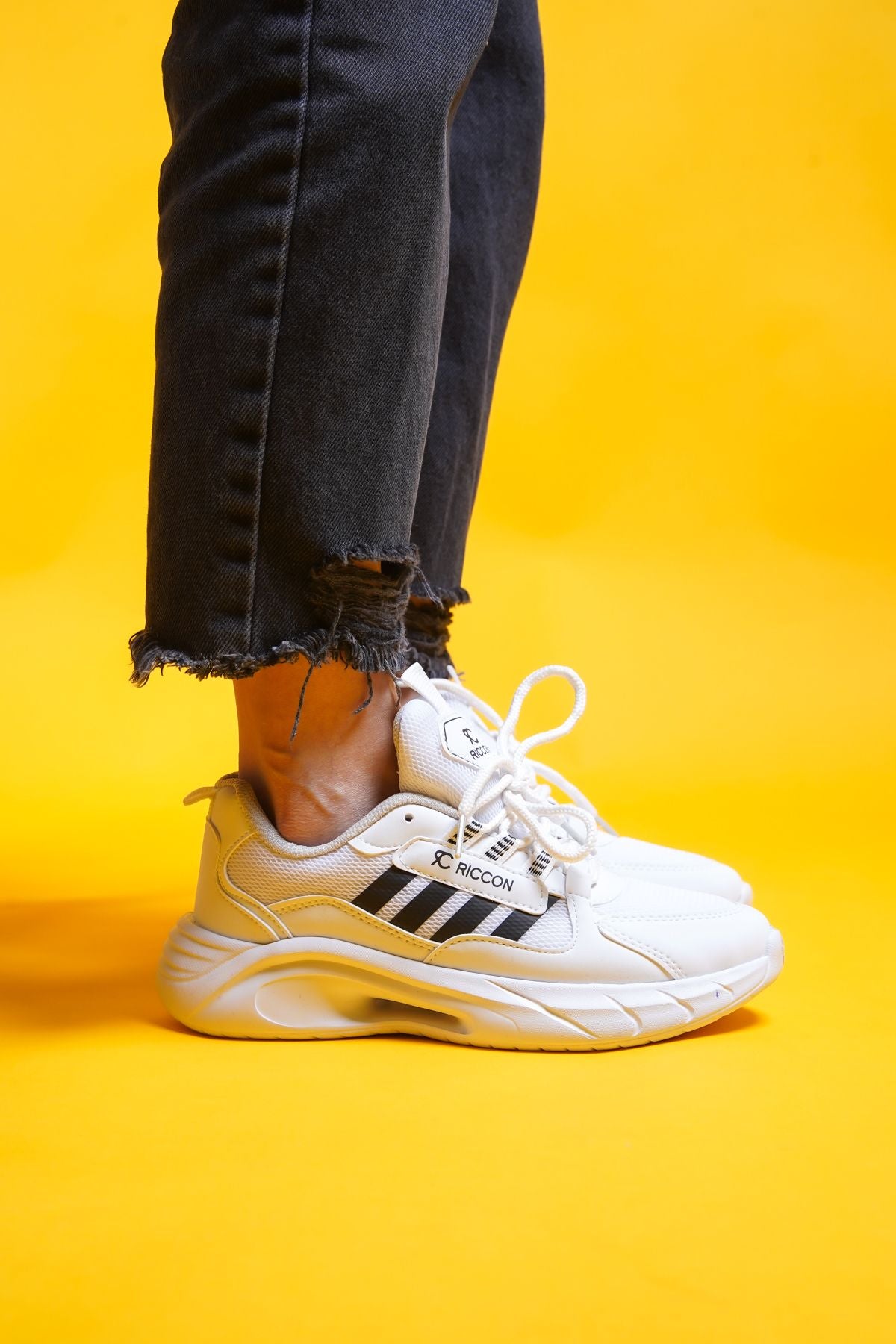 Torrine Unisex Sneaker 001293 White Black