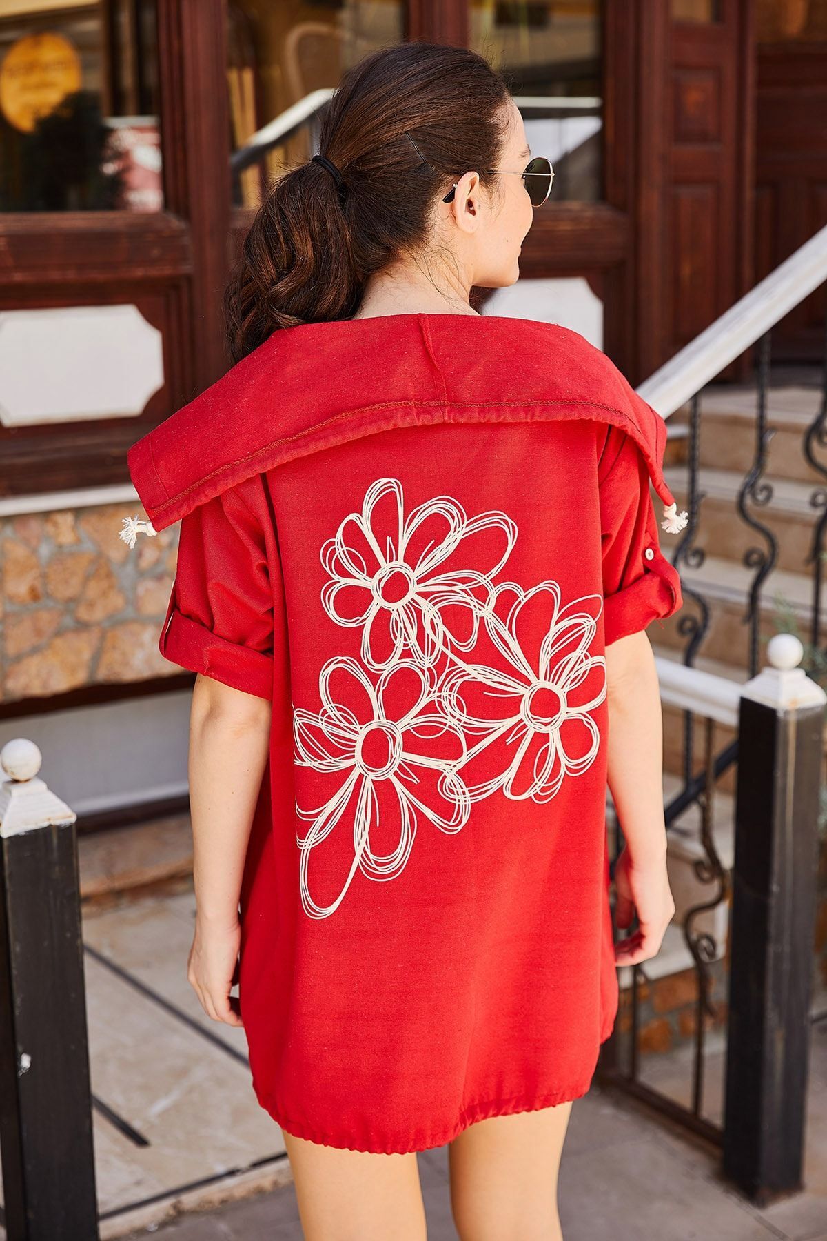 WOMEN'S RED RIGHT FLOWER PRINTED SEASONAL JACCS ARM-20K024030