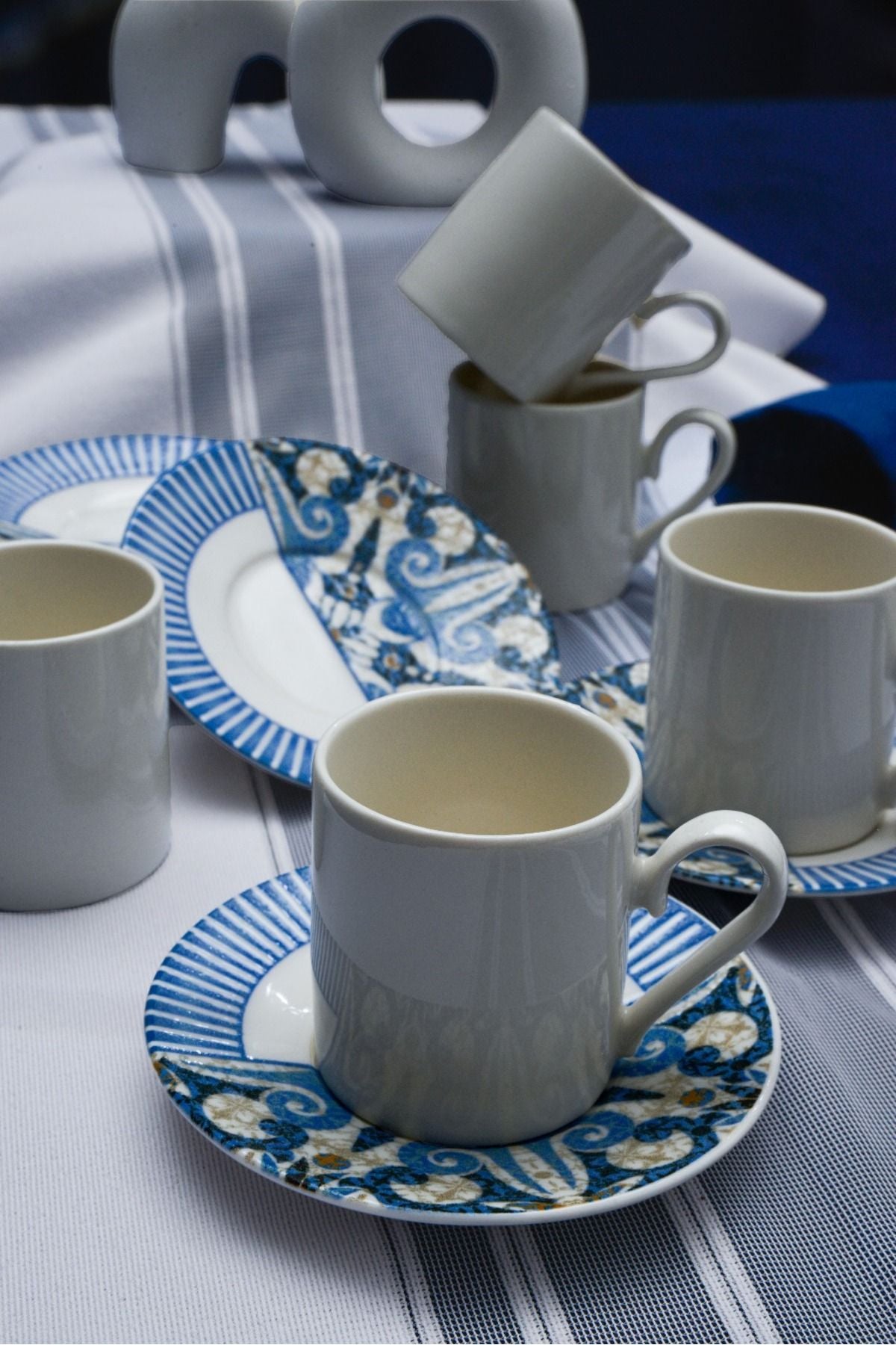 Azur 12 Piece 6 Person Porcelain Coffee Cup Set