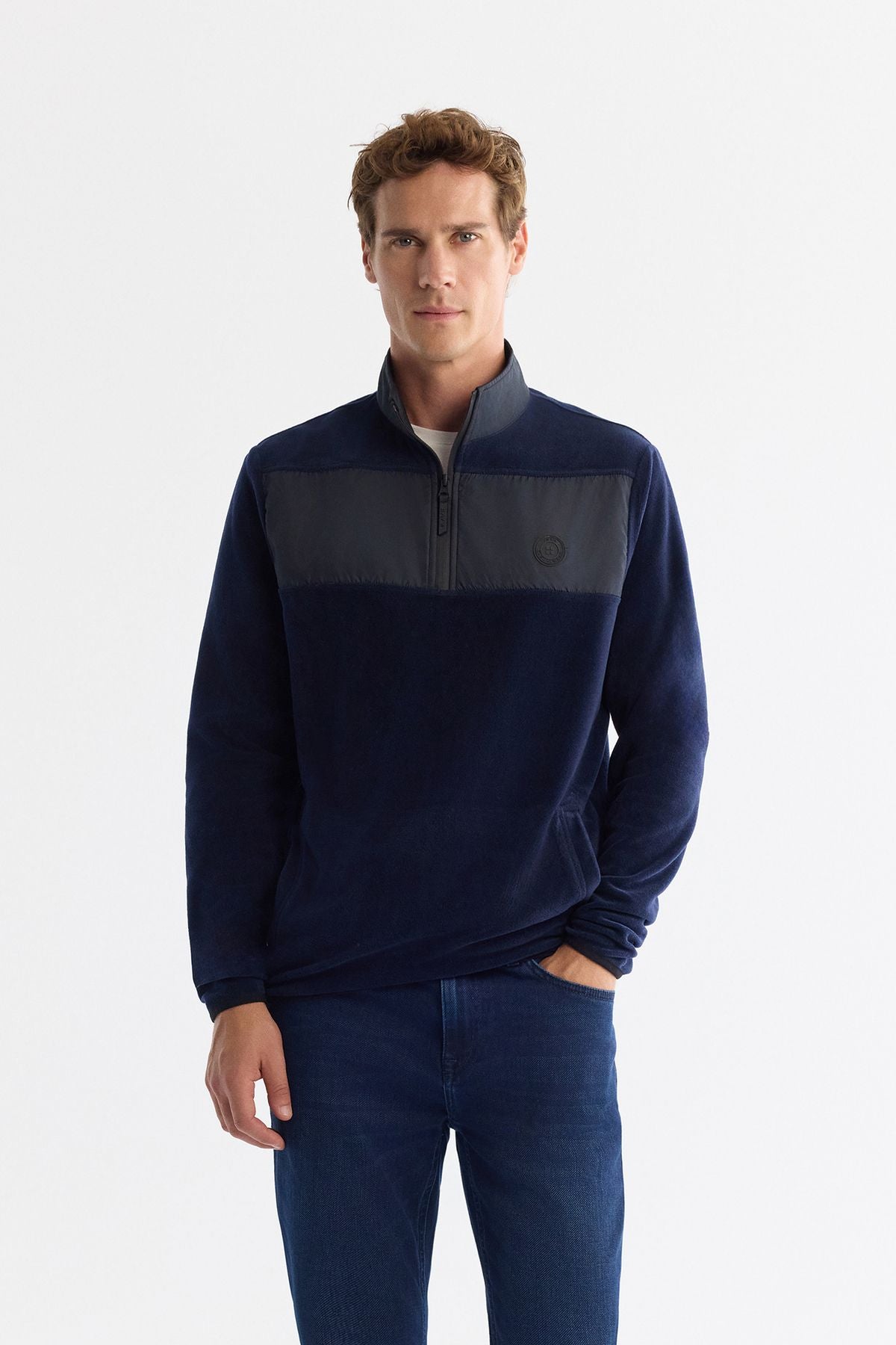 Men's navy blue zipper upright collar polar sweatshirt A42y1380