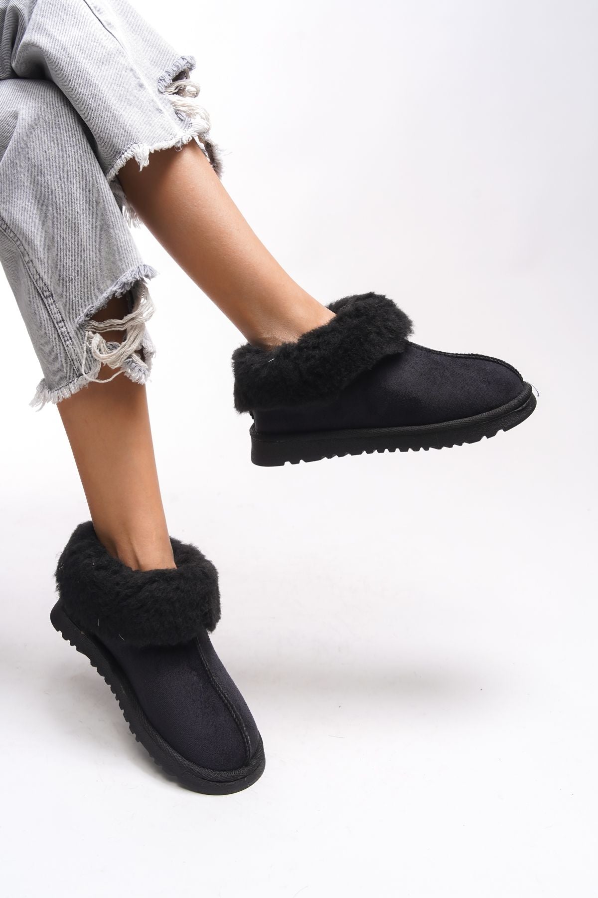 Lissynora Female Fur Casual Bot 00121030 Black
