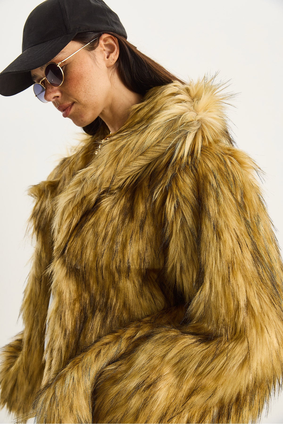 Women's Wide Collar Lined Short Premium Faux Fur Jacket 2770 60261574