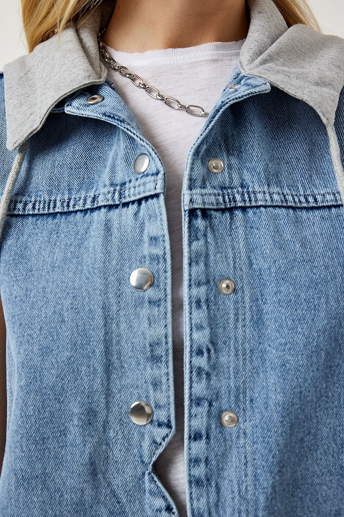 Woman Light Blue Hooded Boyfriend Denim Vest RV00161