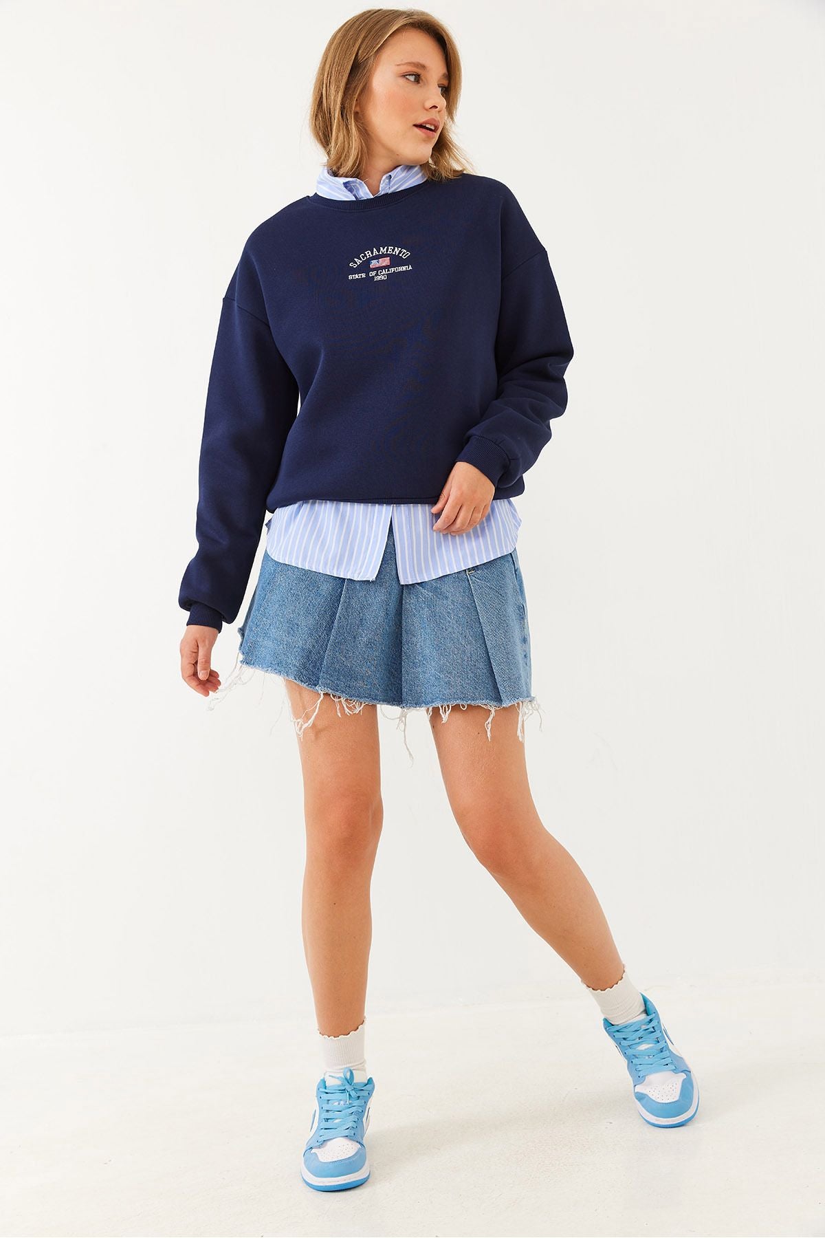 WOMEN'S THREE YEAR BICYCLE BICYCLE YOLA WRITTEN SWEATSHIRT 60251817