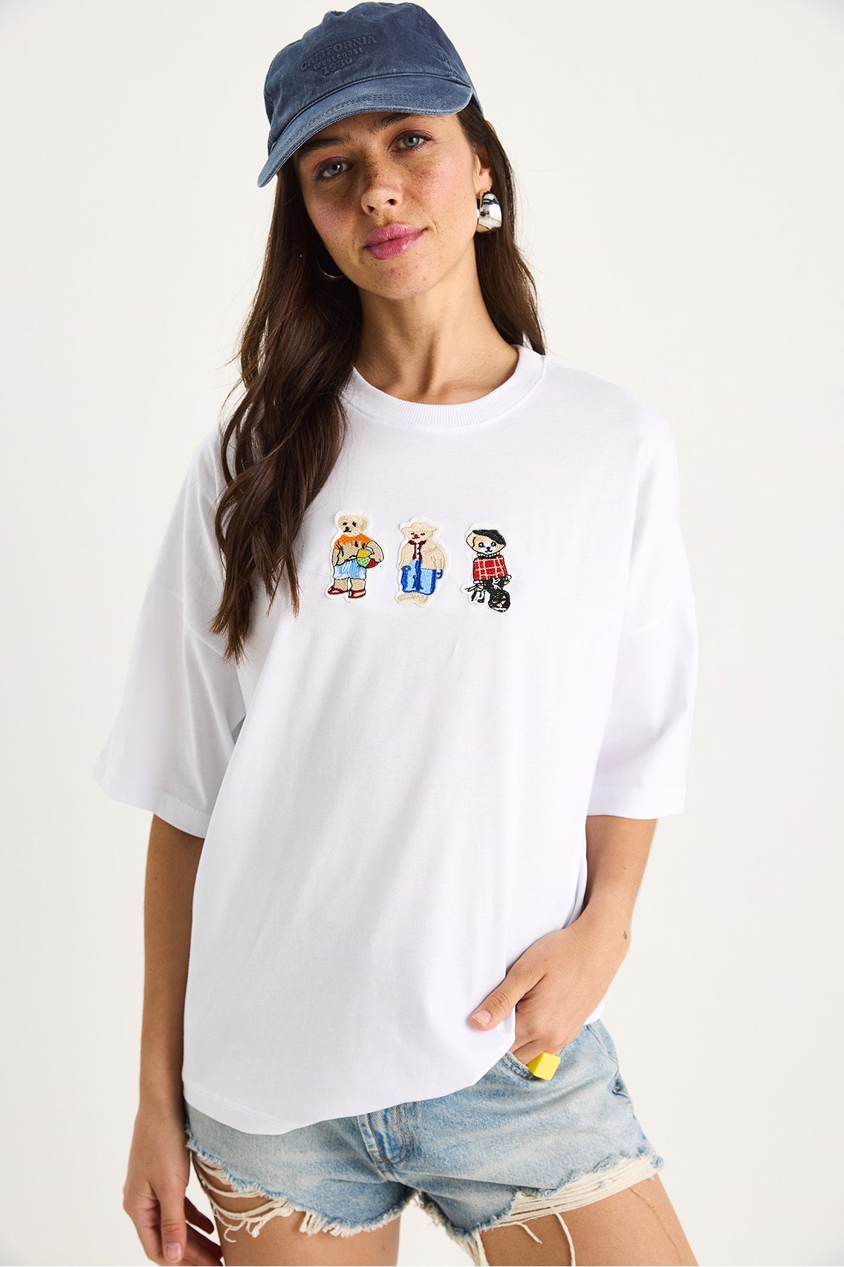 Women's Teddy Embroidered Crew Neck Cotton T-Shirt 60602064