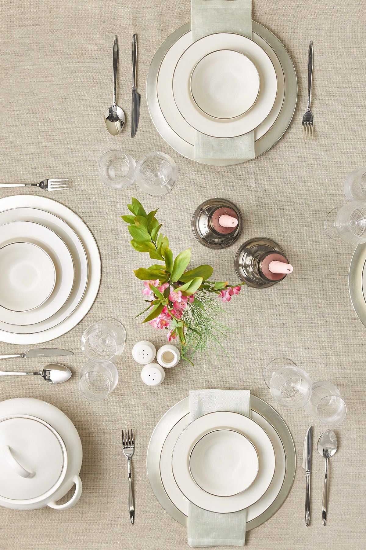 New Marly Porcelain 60 Piece 12 Person Round Dinner Set Platinum