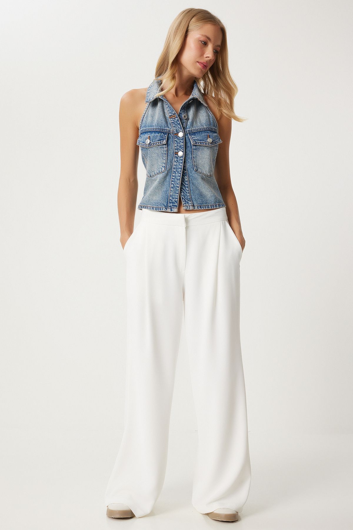 Woman White Pleated Weaving Palazzo Pants UL00038