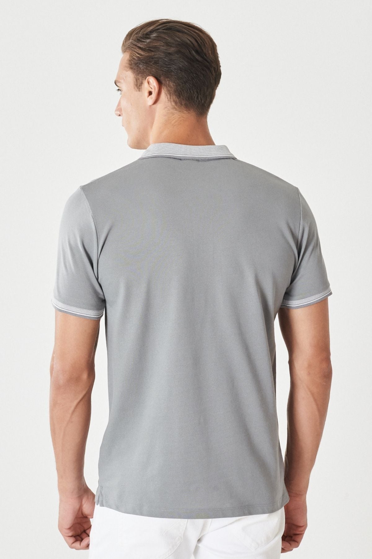 Men-Plugging Cotton Fabric Slim Fit Narrow Cut Gray Curled Polo Yaka T-shirt