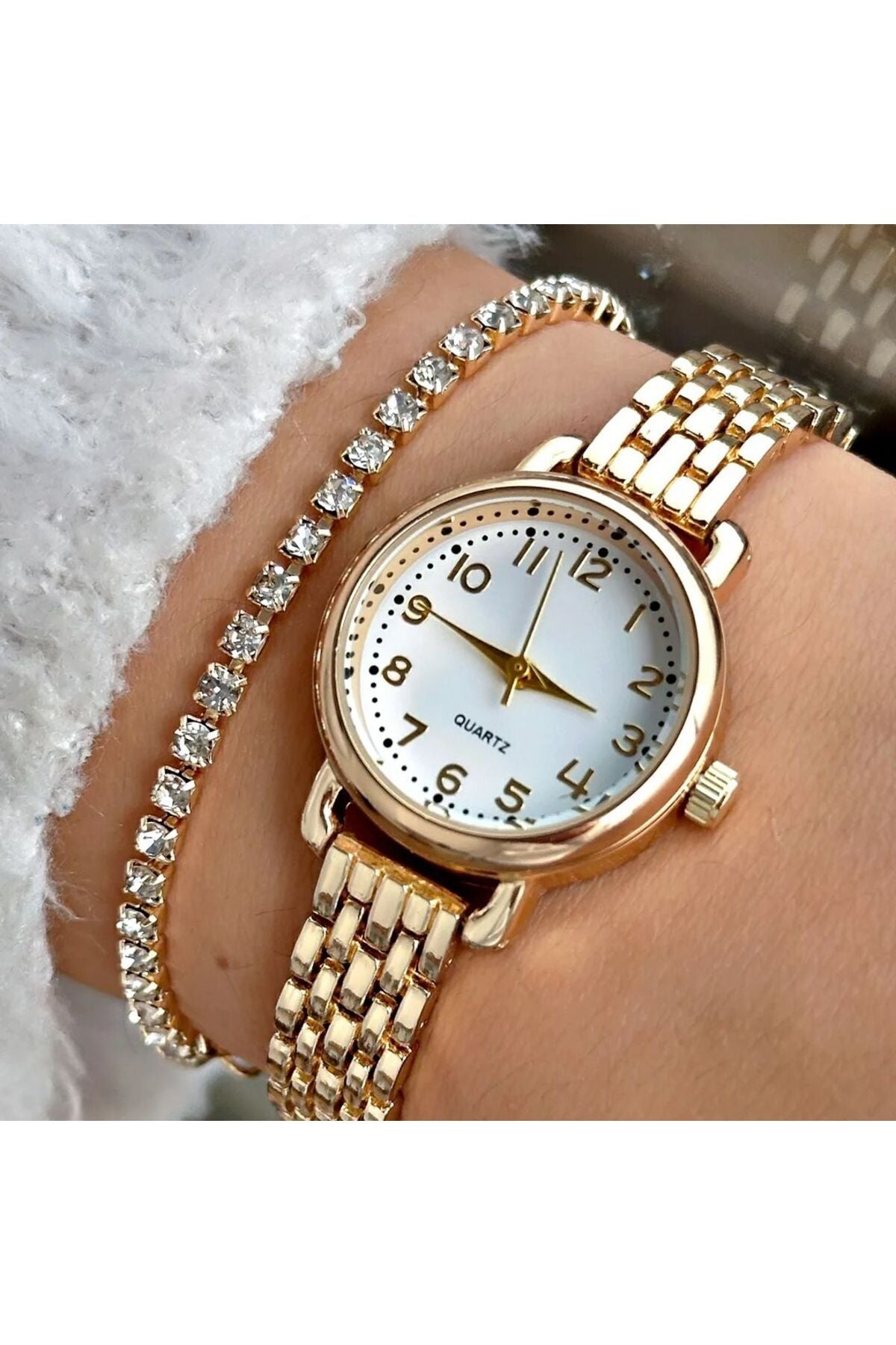 Women's Watch Steel Case Gold Color