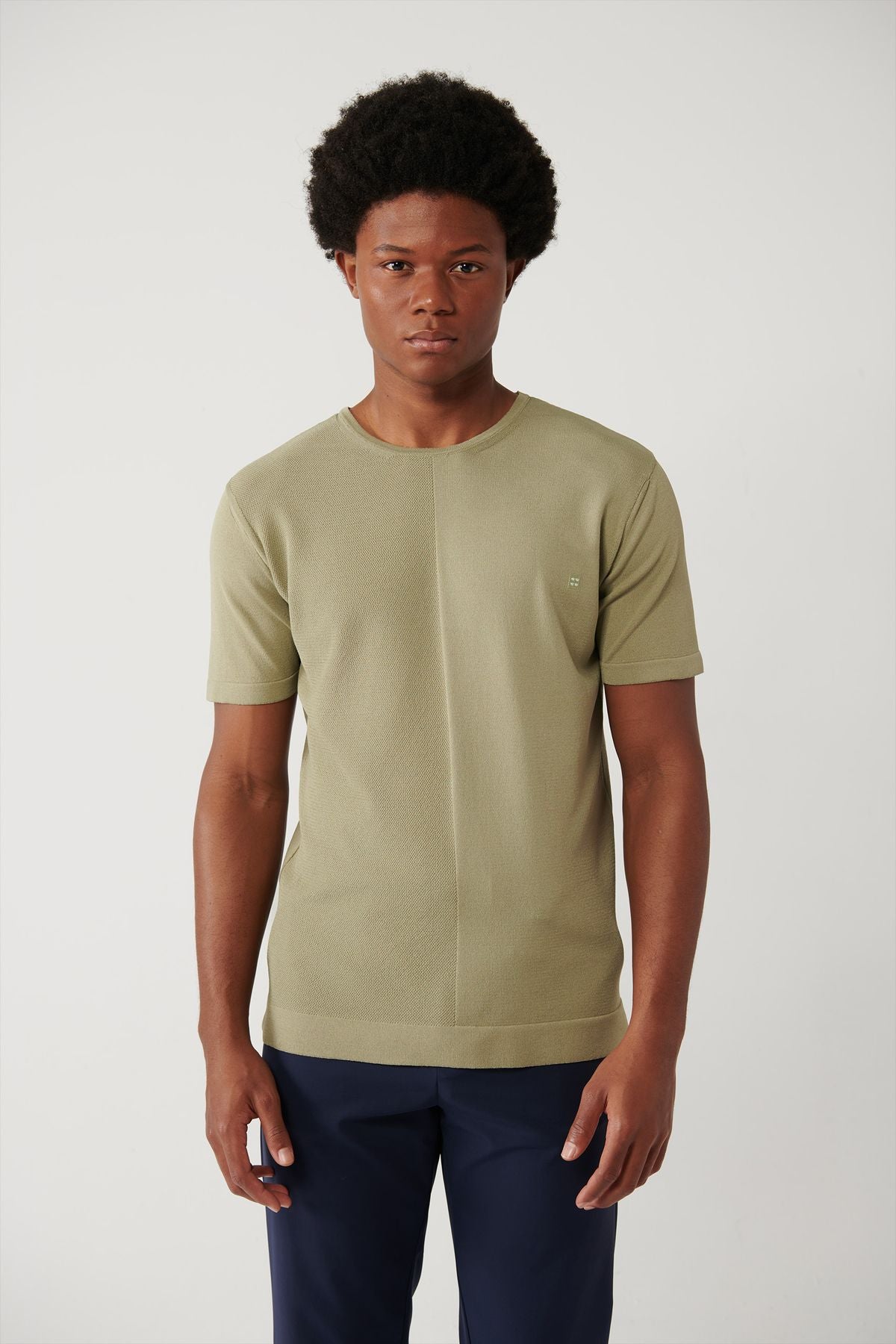 Men's Open Khaki Bicycle Collar Rayon textured knitwear T-shirt A41y5099