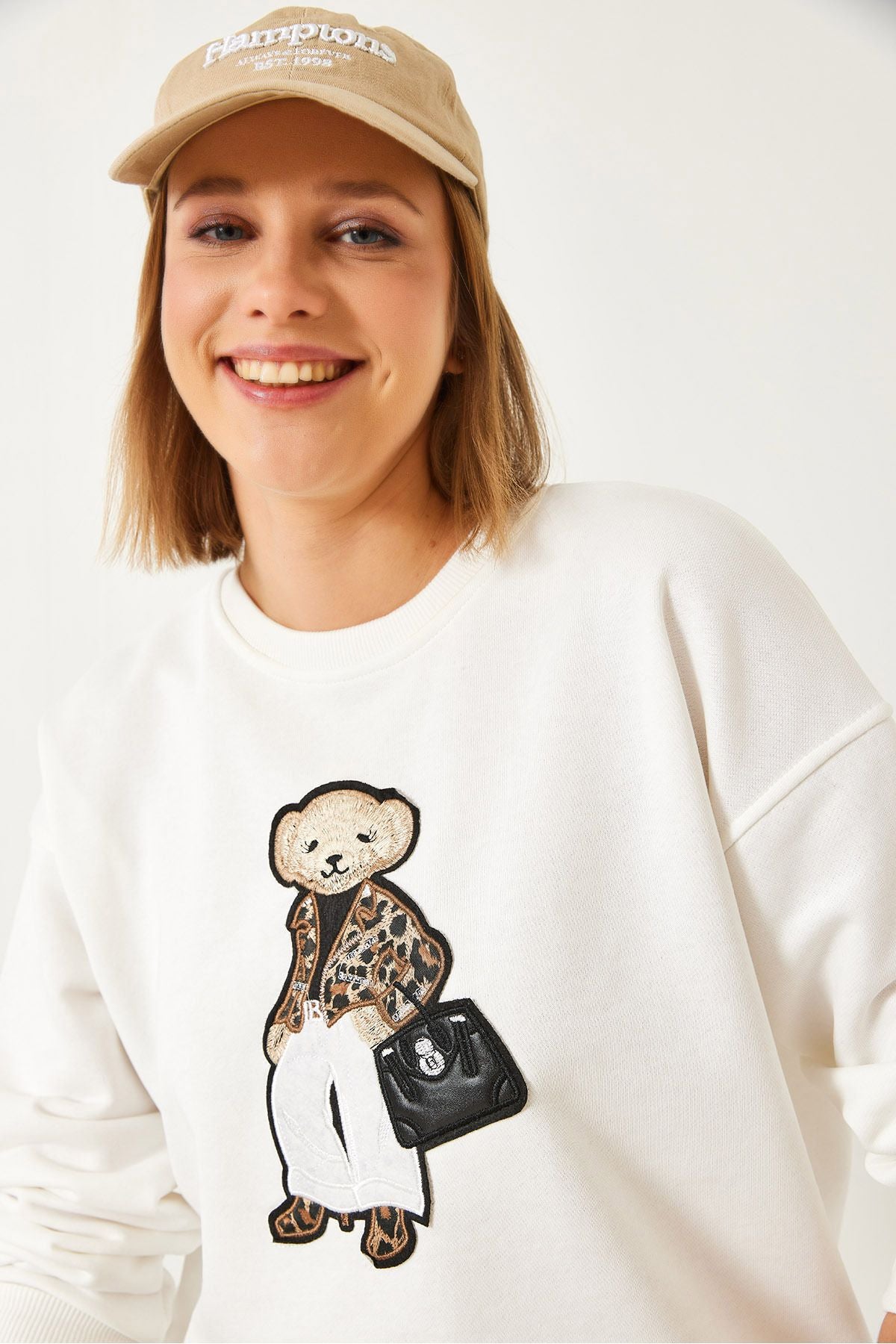 WOMEN'S THREE YARN Embroidery Sweatshirt 60261219