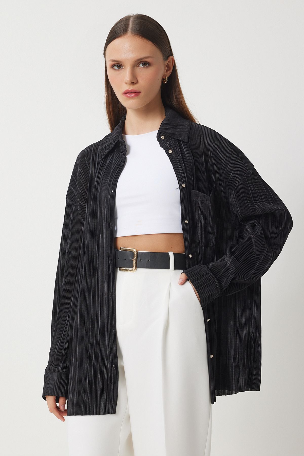 Female Black Plynated Oversize Long Shirt FN03216