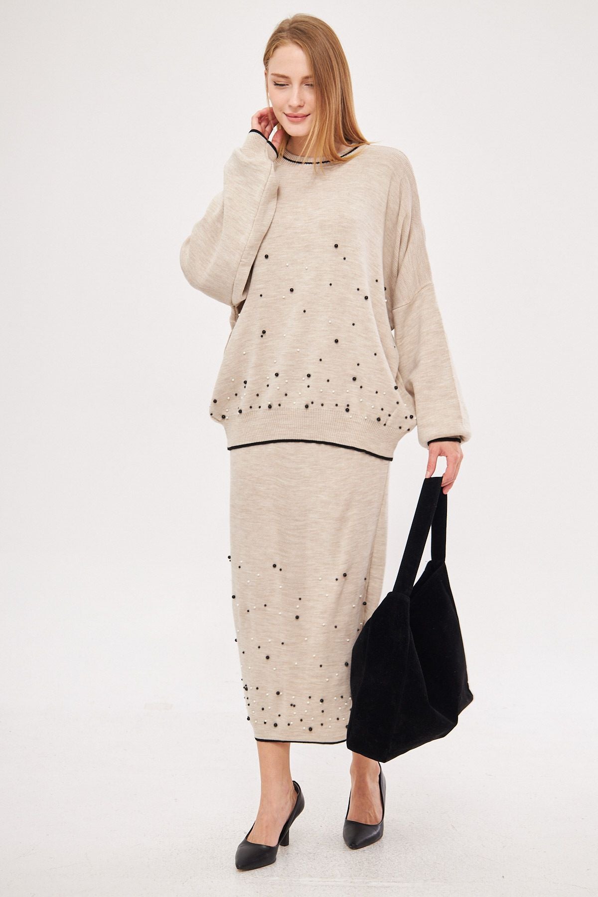 Female beige zero collar beads detailed knitwear binary set ARM-25K012003