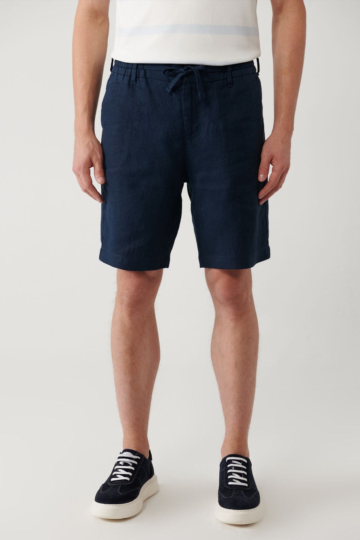 Men's Navy Blue Waist Tire 100 %Linen Assos Short A41y3710