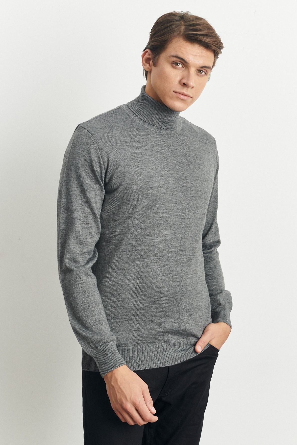 Men's Gray Melanj Standard Fit Normal Class