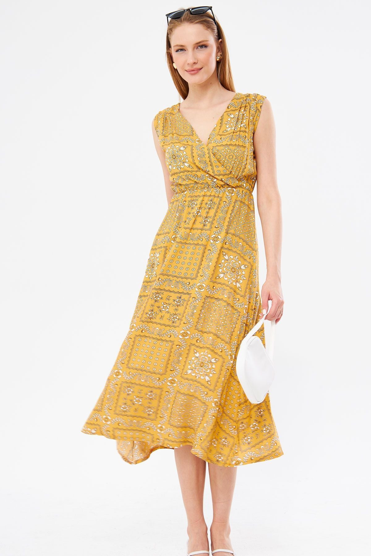 Female mustard patterned waist and shoulder tire cruve collar midi height skirt dress ARM-24Y001052