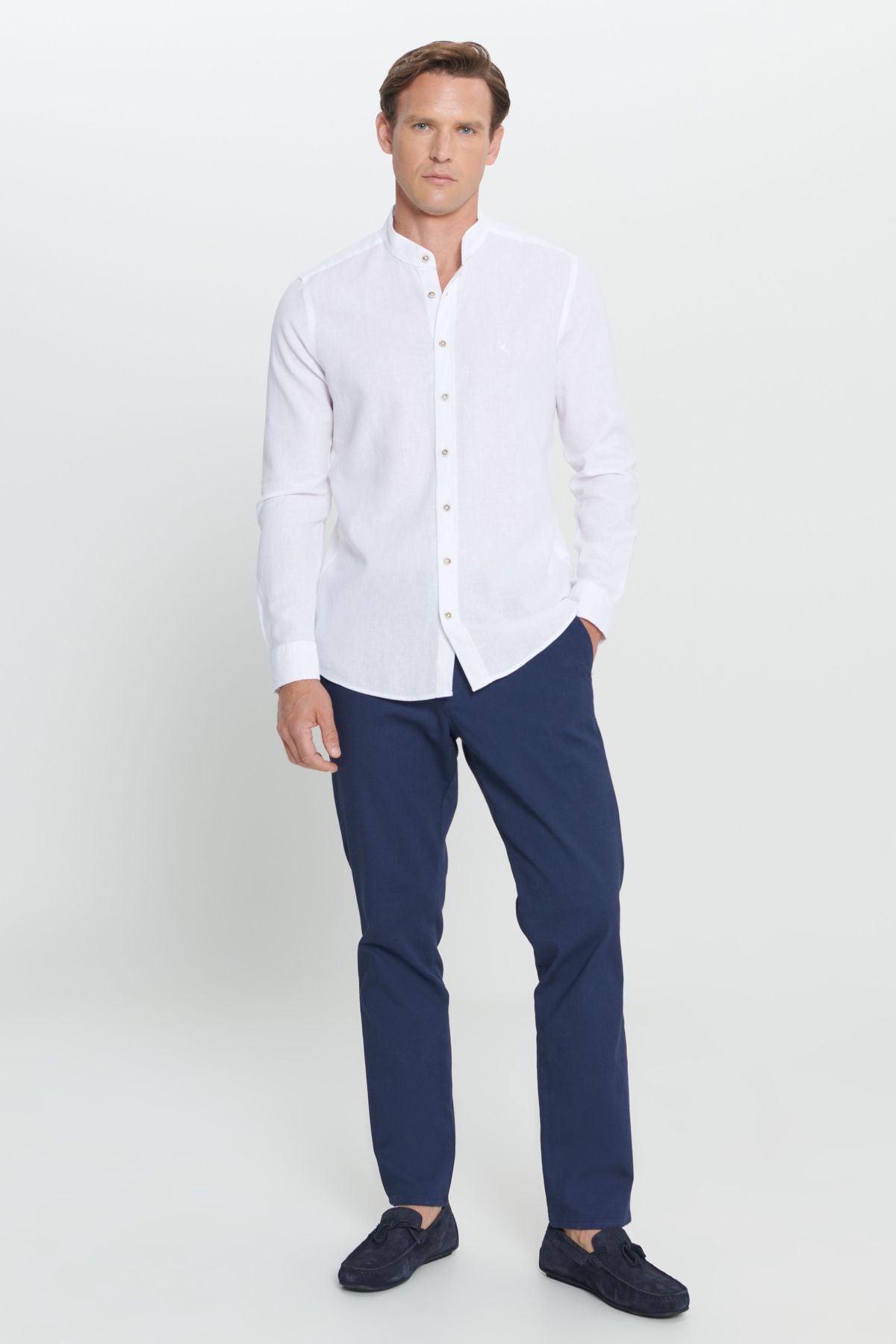 Men's white slim fit narrow cut dominant collar linen shirt