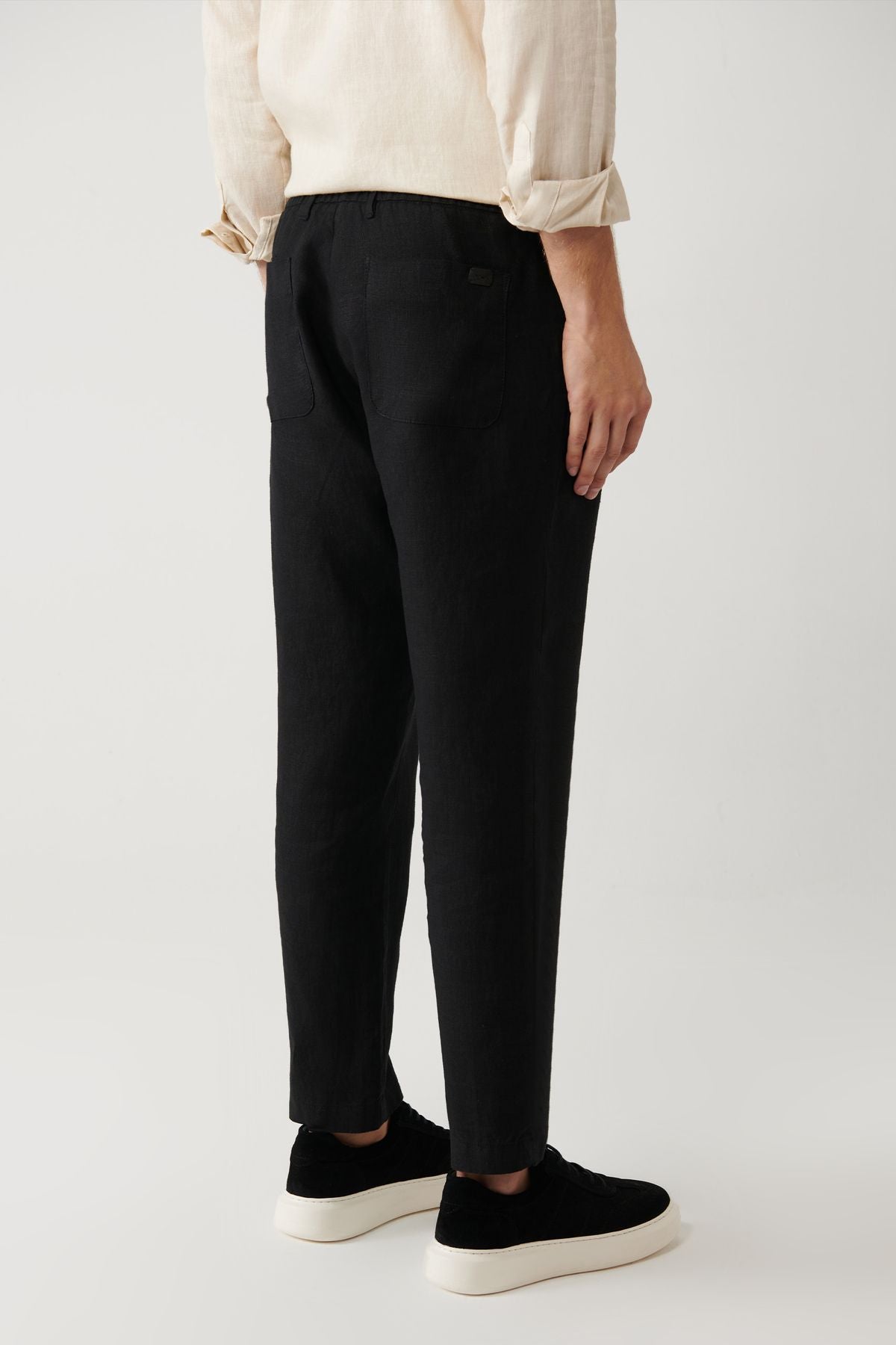 Men's black waist rubber 100 %linen ISSOS Pants B003032