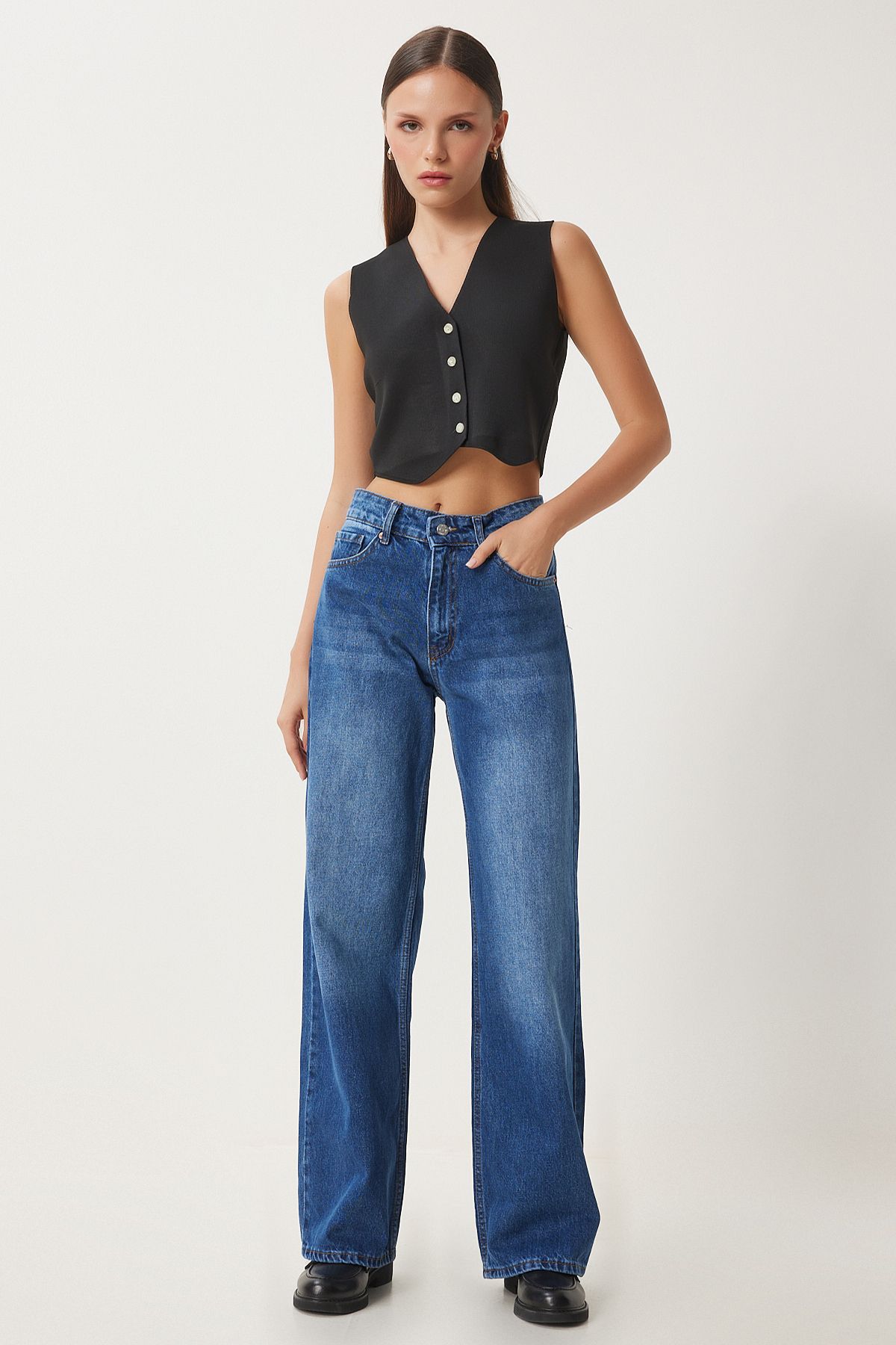 Woman Blue Medium Waist Wide Paça Abundant Jeans UT00023