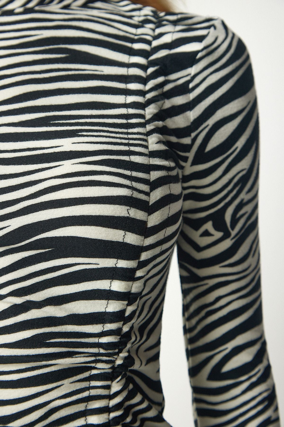 WOMEN'S BLACK CREAM PATTERNED SHIRT DETAILED VISKON DRESS FF00136