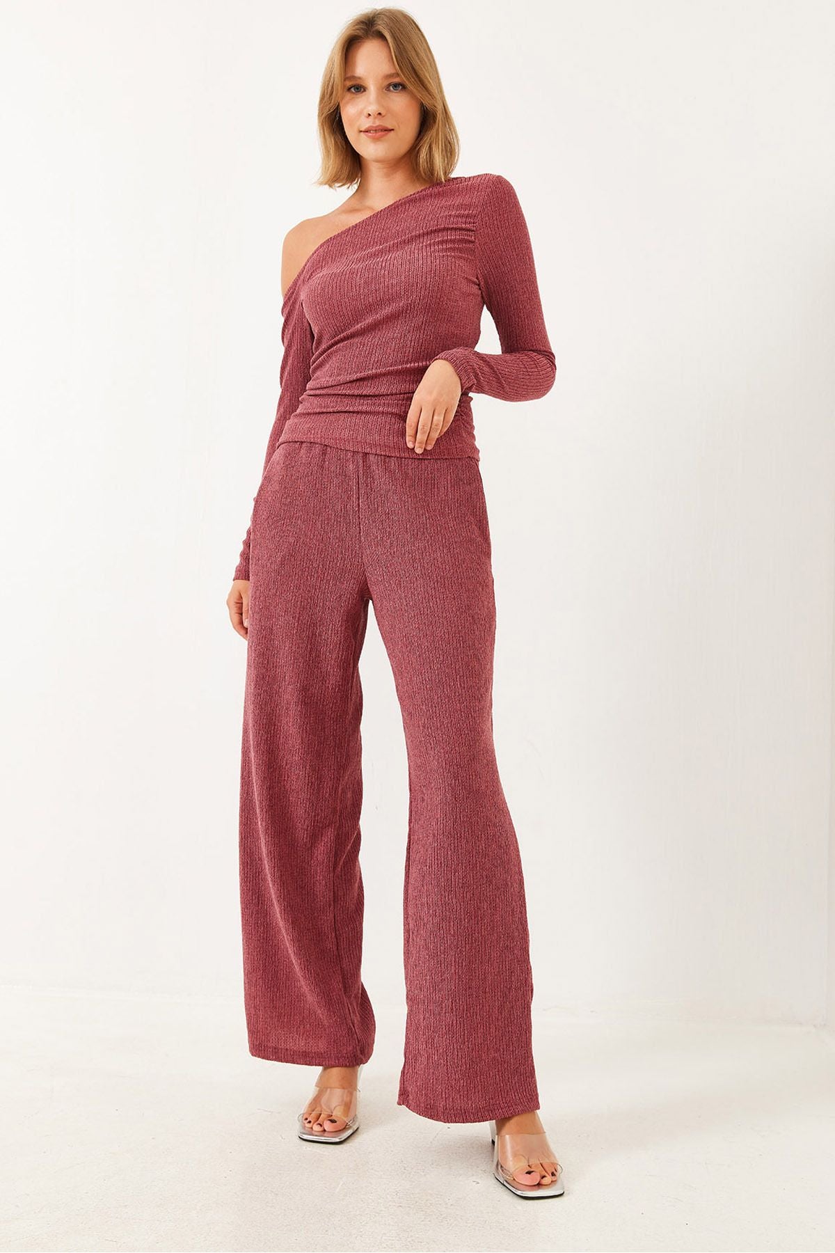 Female asymmetric collar lower upper team 60251832