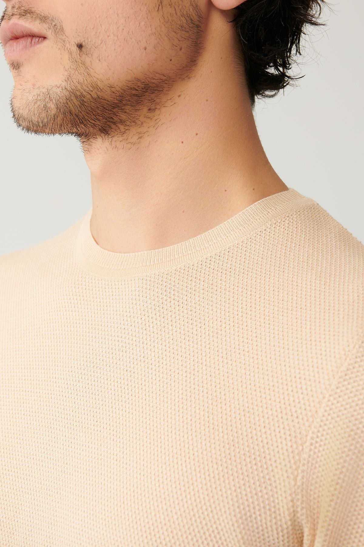 Men's Beige Bicycle Collar textured cotton knitwear T-shirt E005027