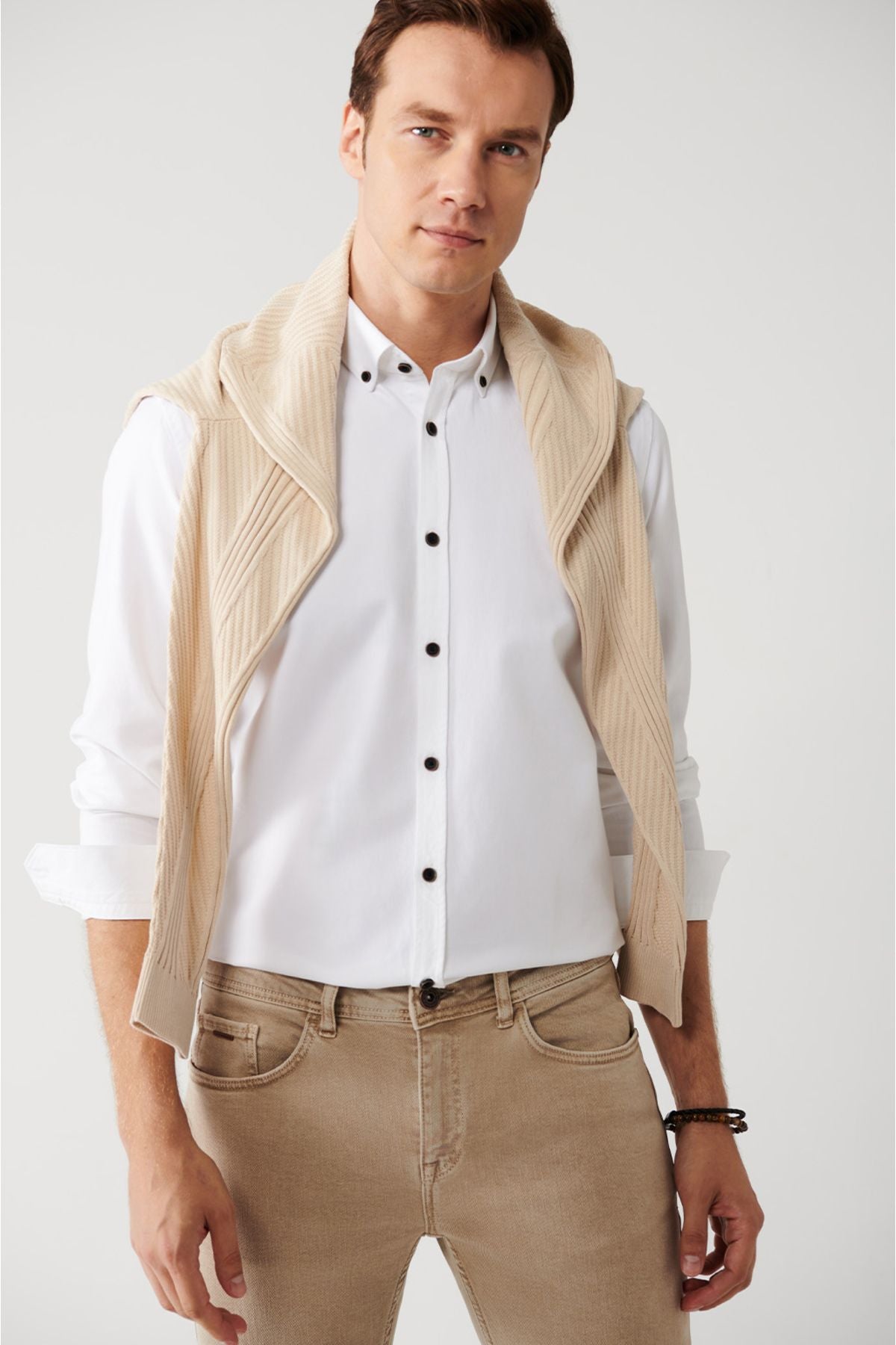 Men's White 100 %Cotton buttoned Neck Shirt A32Y2120