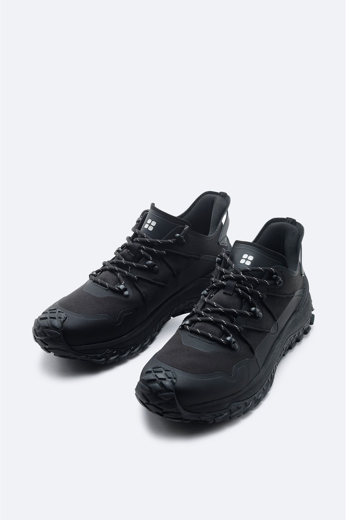 Men's Black 100 %Rubber Base Water Protector Sneaker Shoes A42Y8011
