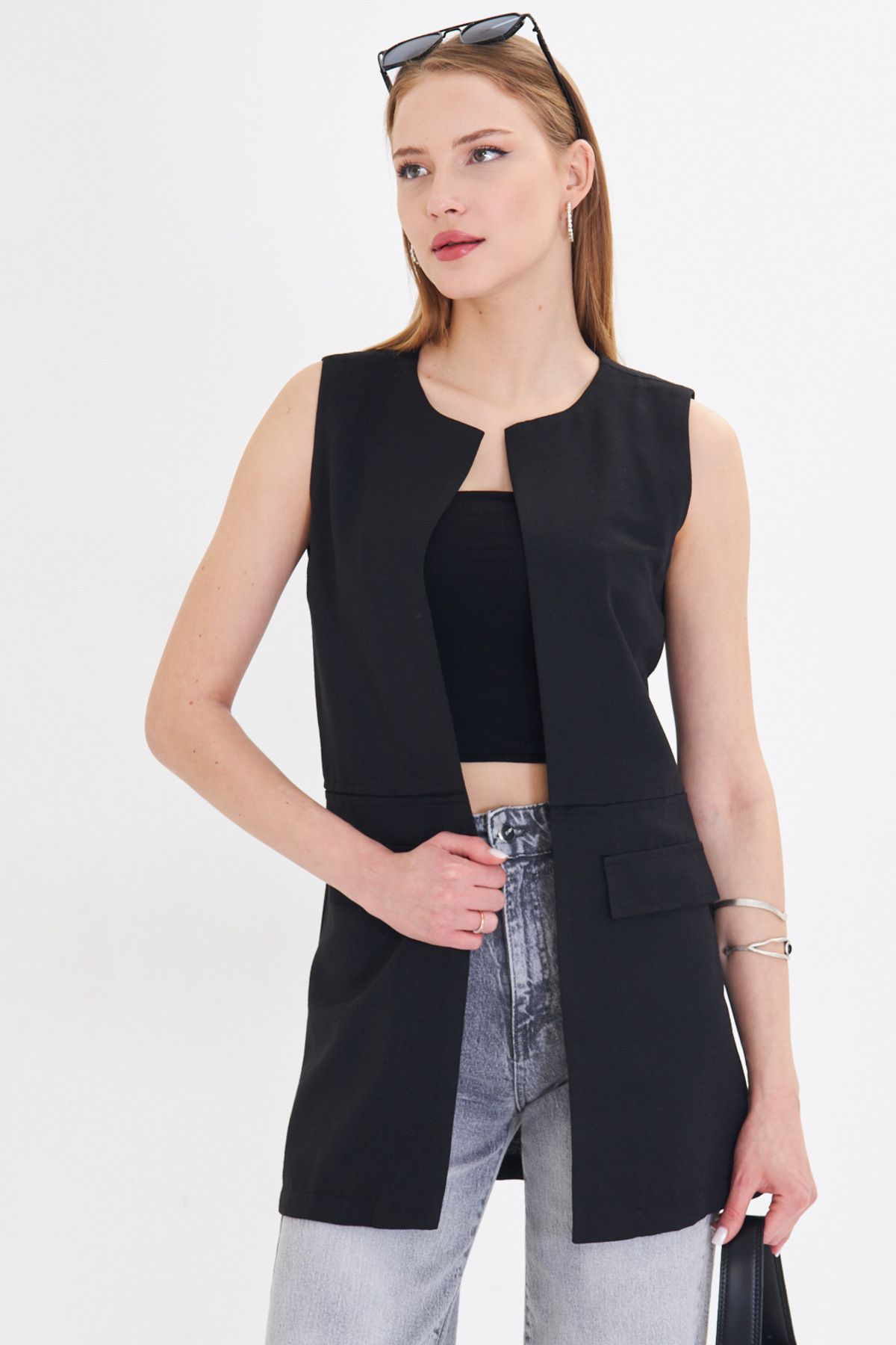 Female black zero collar sewing detailed vest ARM-25Y001019