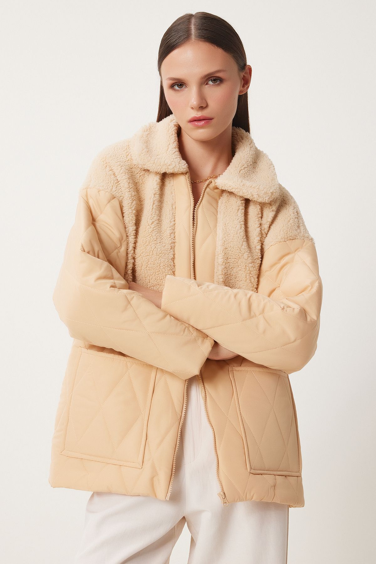 Woman Latte Plush Detailed Kapitone Coat DD01284