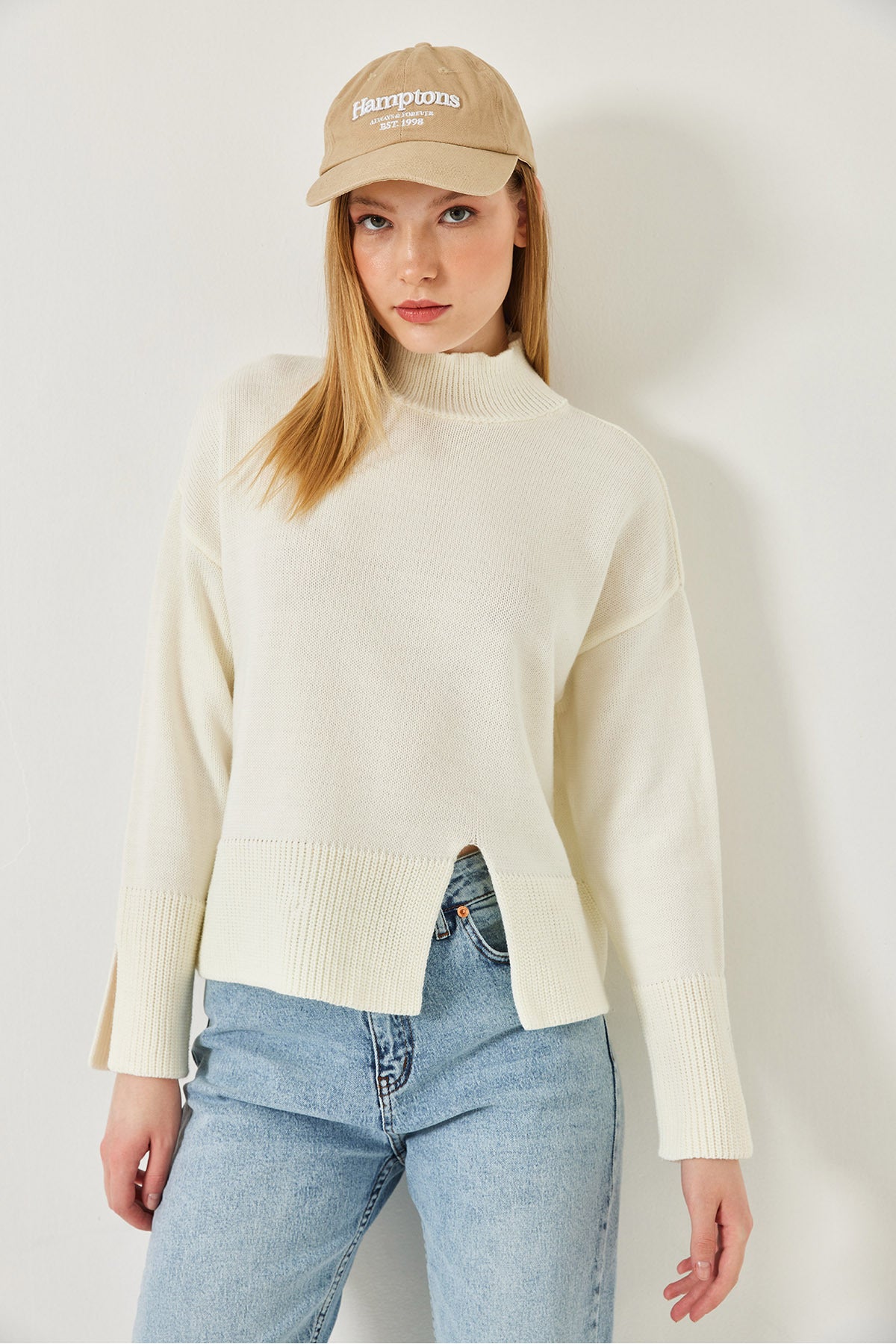 Women's Turtleneck Slit Front Knitwear Sweater 20246859