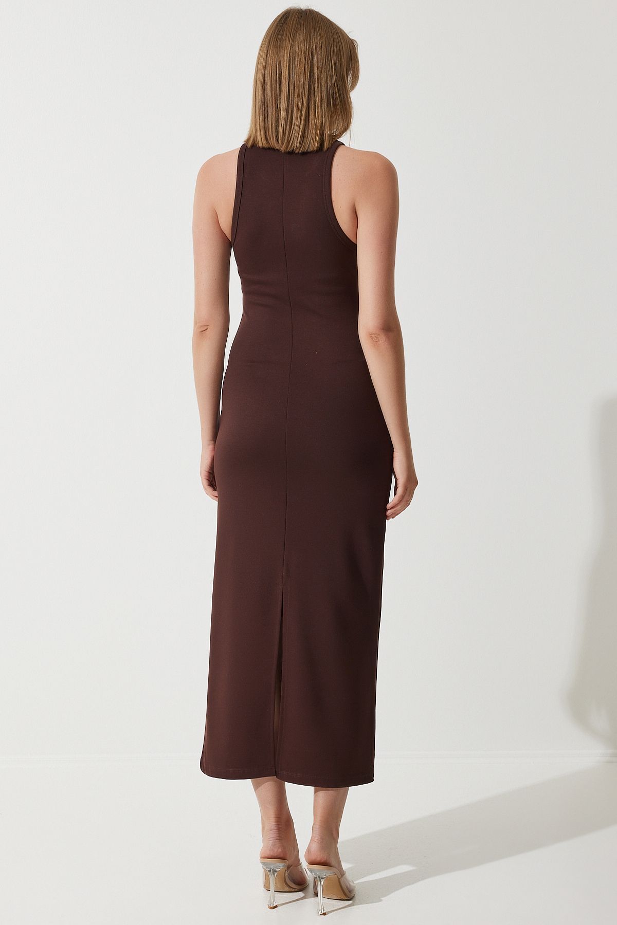 Kadın Kahverengi Halter Yaka Yazlık Çelik Örme Uzun Elbise BP00159