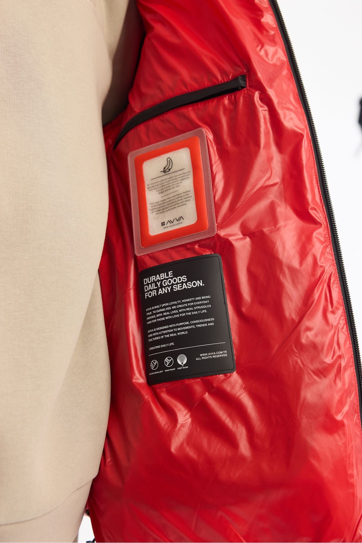 Men's red hooded goose feather water relief windproof -20 degrees resistant swelling coat A42y6182