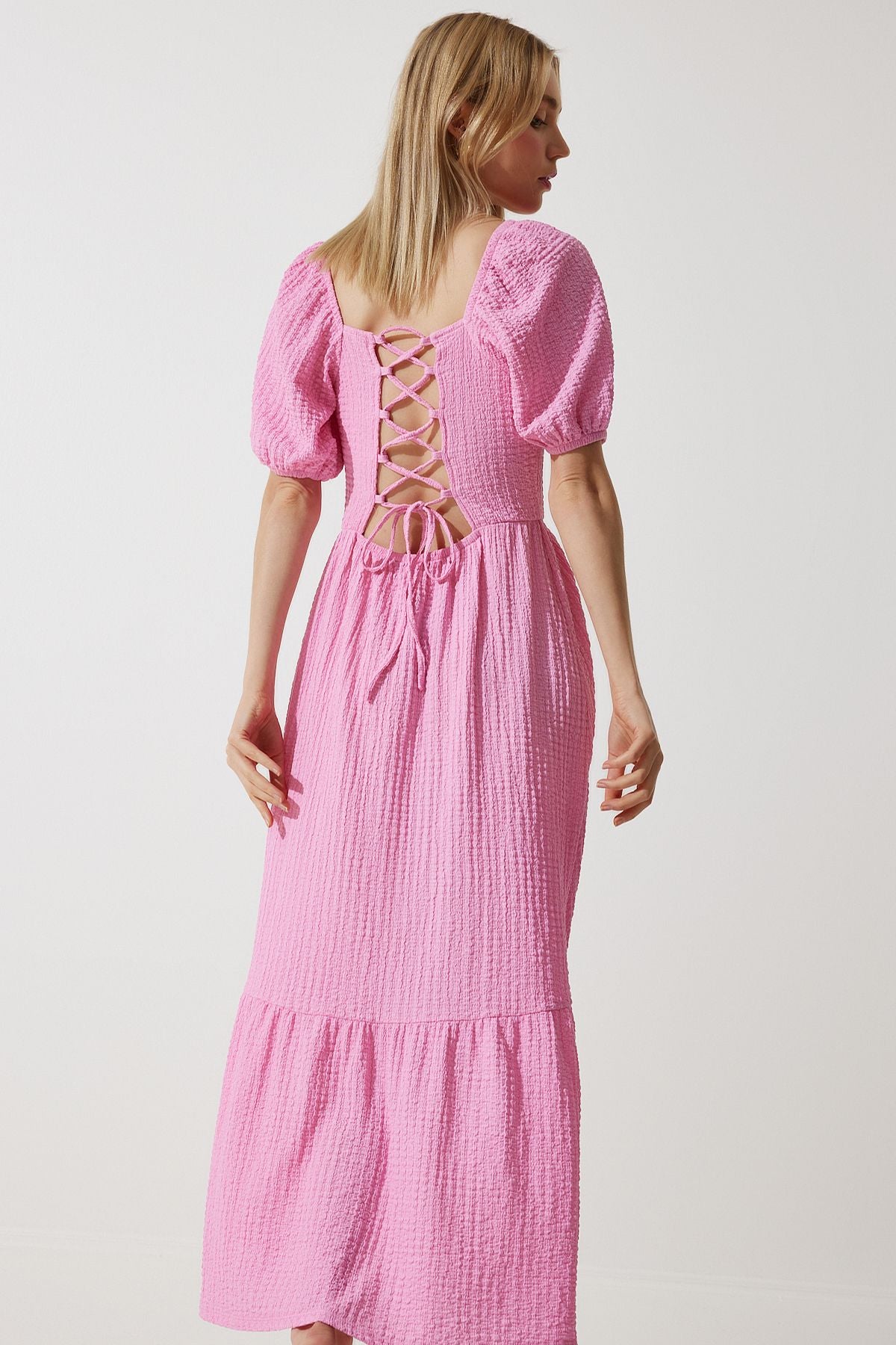 Woman pink heart collar textured summer knitted dress ub00050