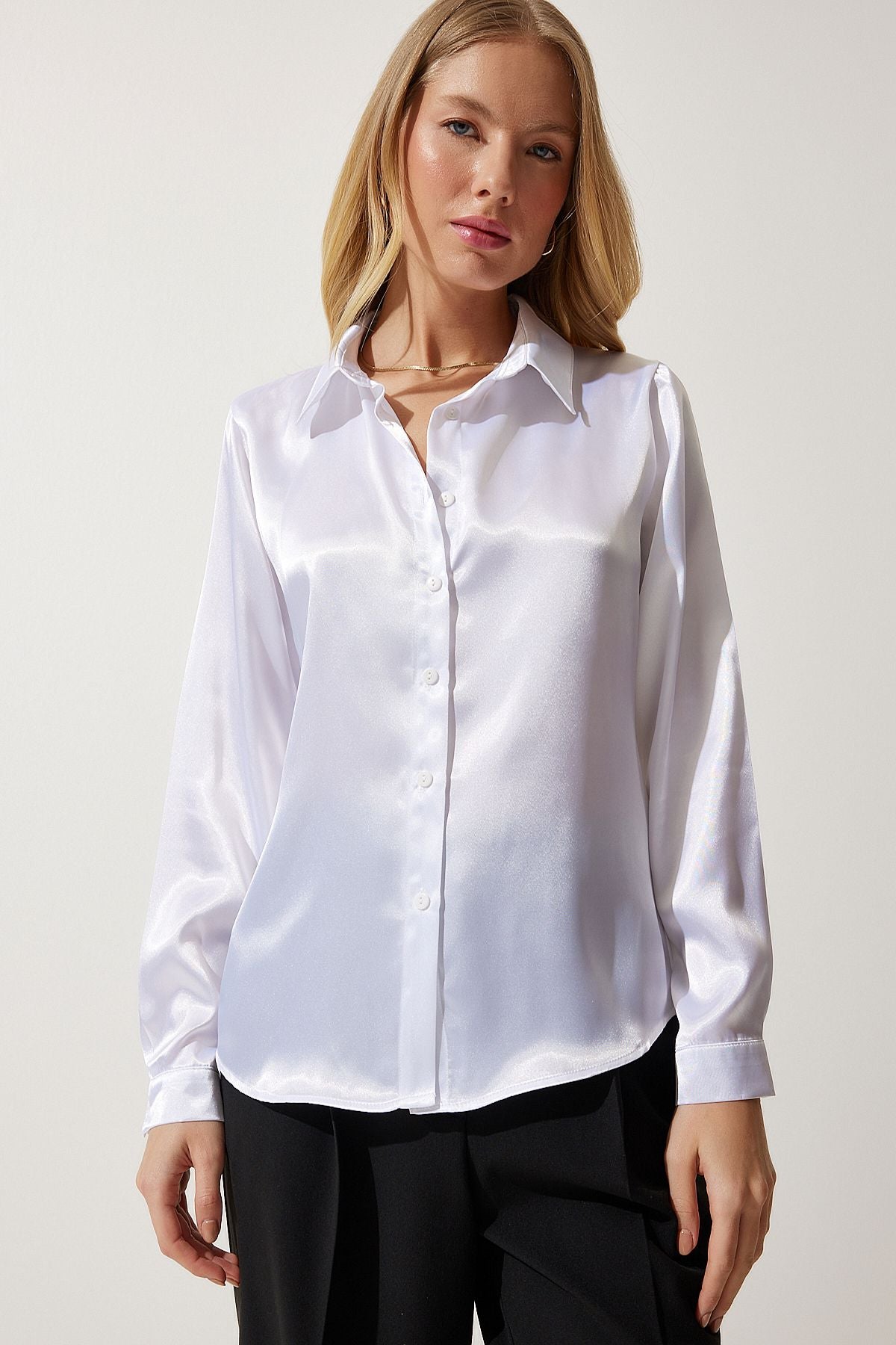 WOMEN WHITE LIGHTED SATIN SOLUTION SHIRT DD00990