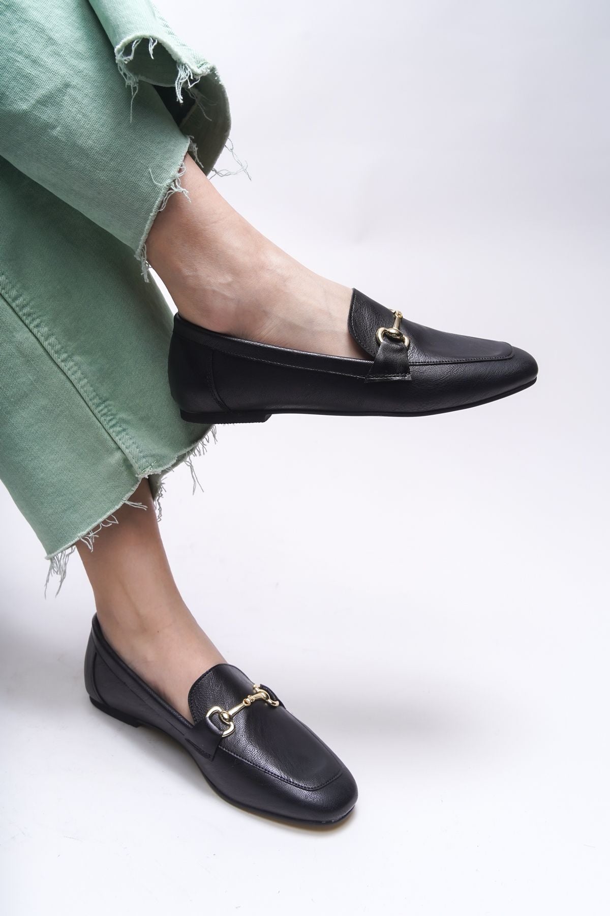 Ophisalia woman ballet 001293 black skin